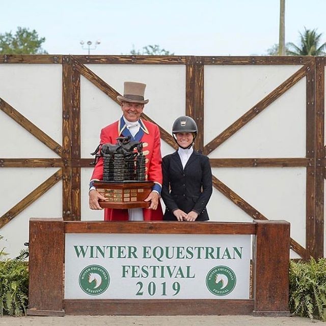 Grand Prix Tutoring Student Alex Pielet won the WEF Circuit Championship in the Big Equitation &amp; was presented with the Christy Conard Award! Congratulations Alex!

@apielet2
#grandprixtutoring #grandprixtutoringstudents #horse #showjumping #equi