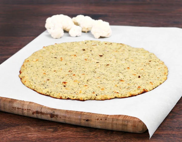cauliflower pizza.jpg