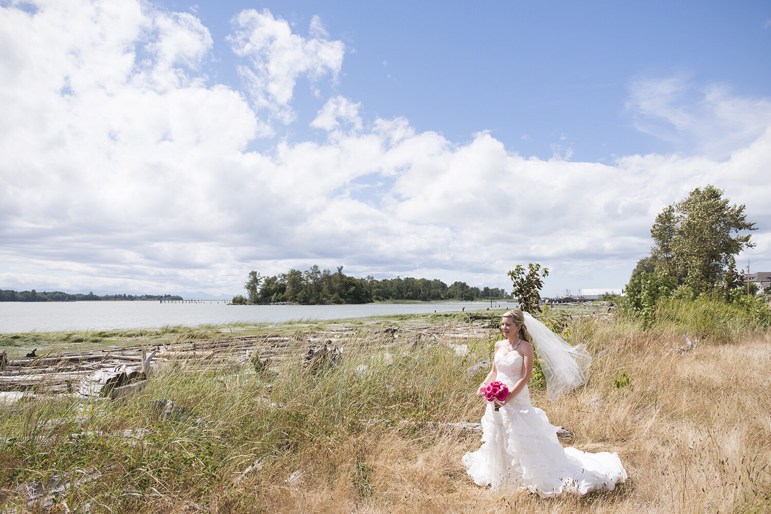 Rêveur Photography (Vancouver BC) wedding photo at London Heritage Farm