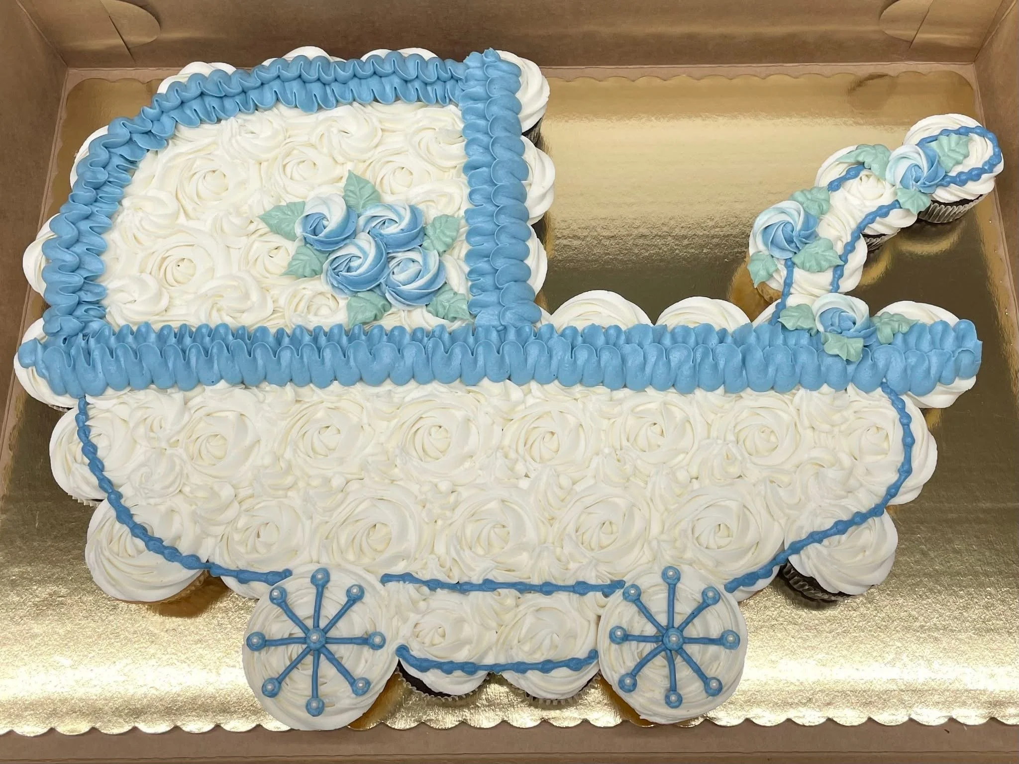 IMG_1601 cupcake cake baby shower.JPG