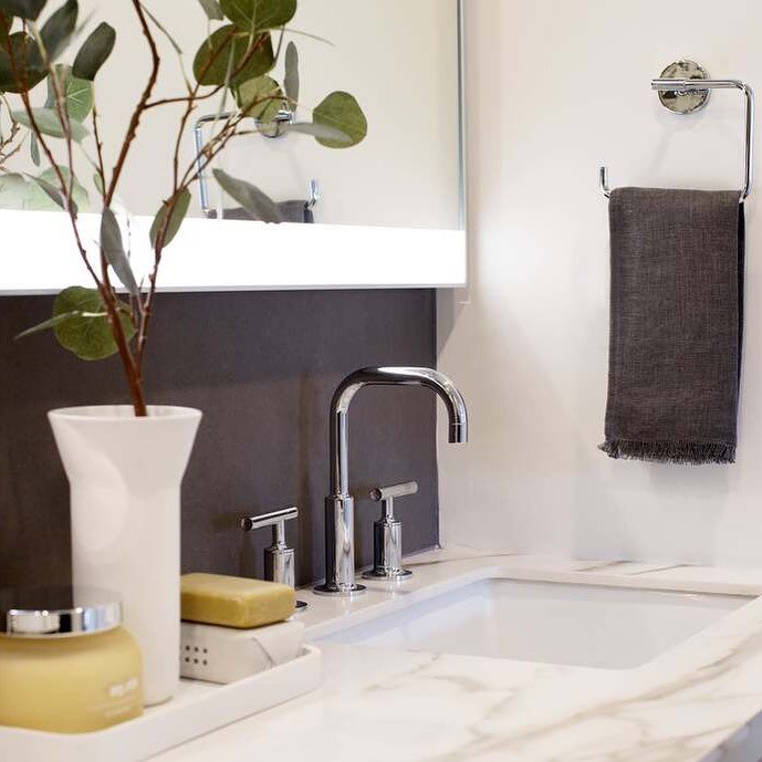 Classic materials curated to make a modern yet timeless look. Just one of the reasons why we love this bathroom.