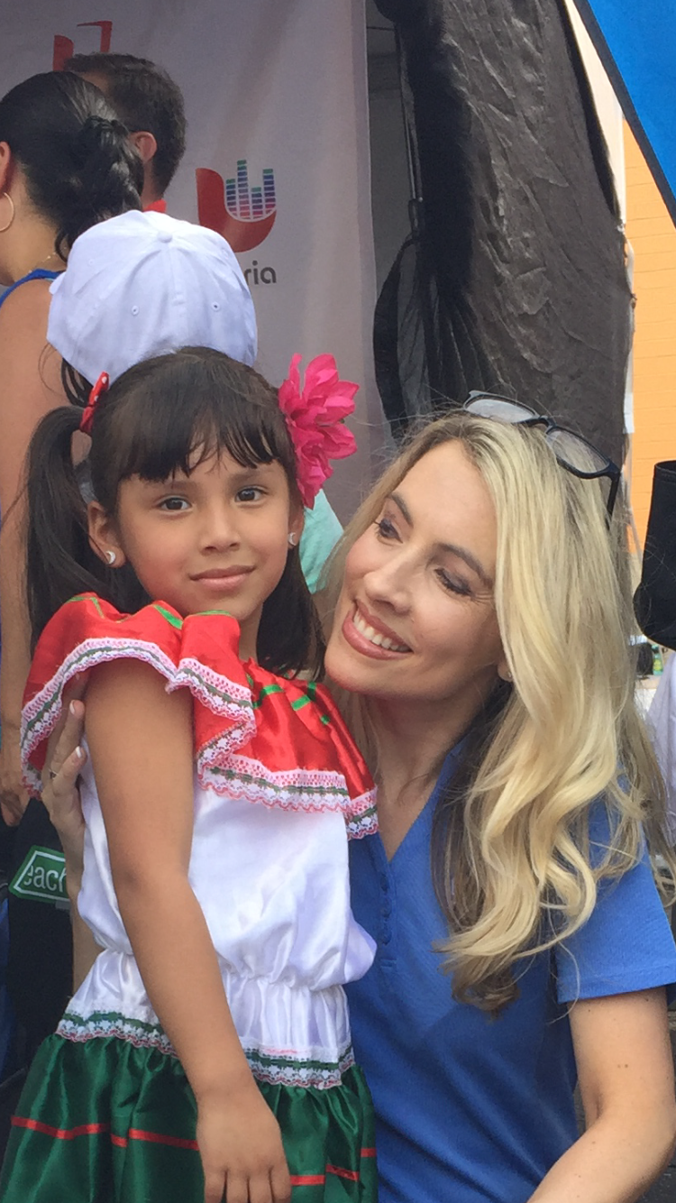 FIESTAS PATRIAS SWEET GIRL.PNG