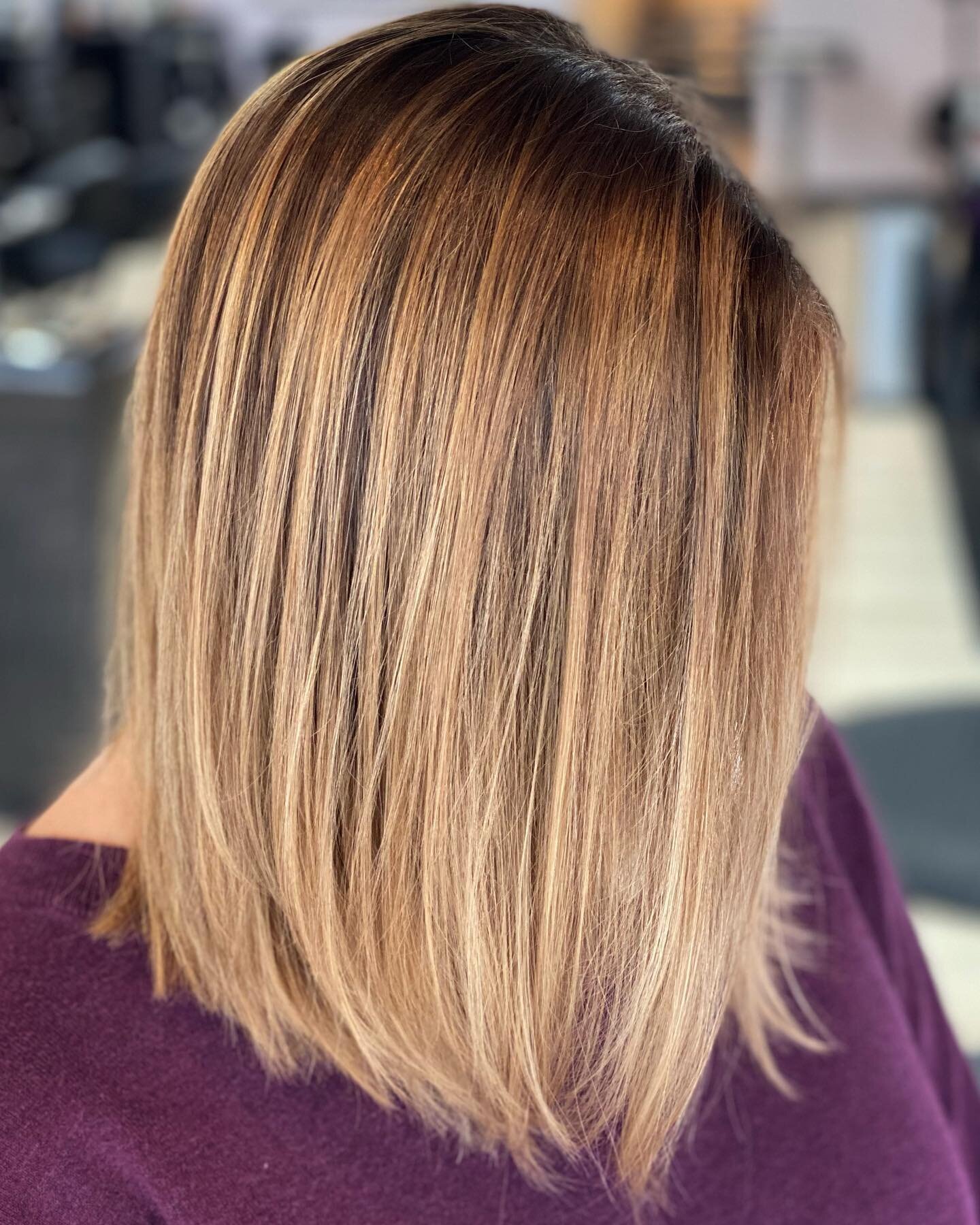 One of my favorite highlight concepts on fine hair is &ldquo;less is more.&rdquo; Fine hair can get solid-blond so easily and it&rsquo;s hard to maintain visible dimension. I popped six balayaged highlights around the top of Becca&rsquo;s head to bri