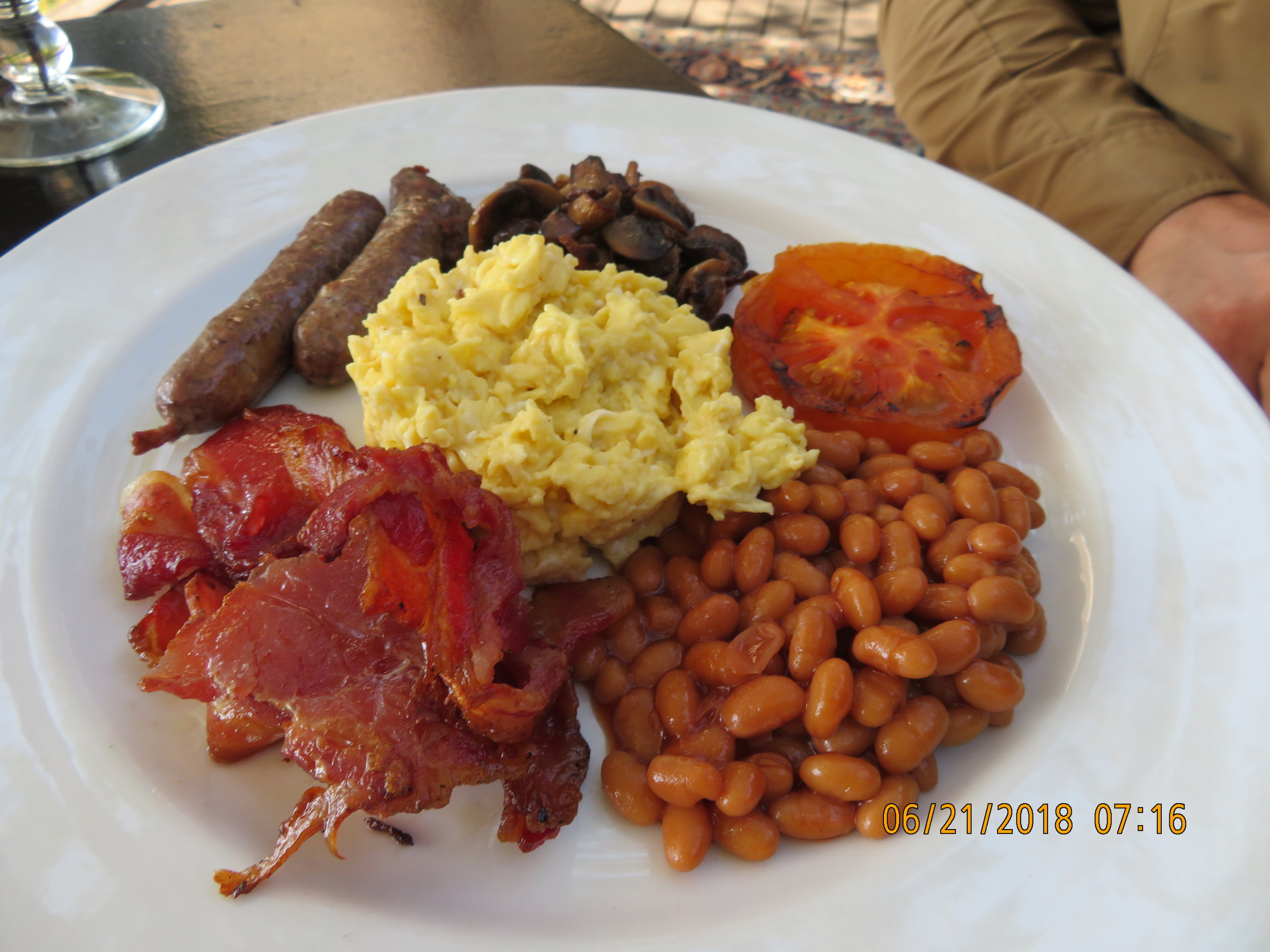 Breakfast plate .JPG