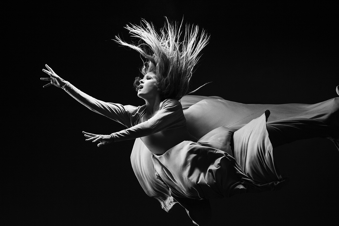 Jessica Tonder "My Body Is My Home"