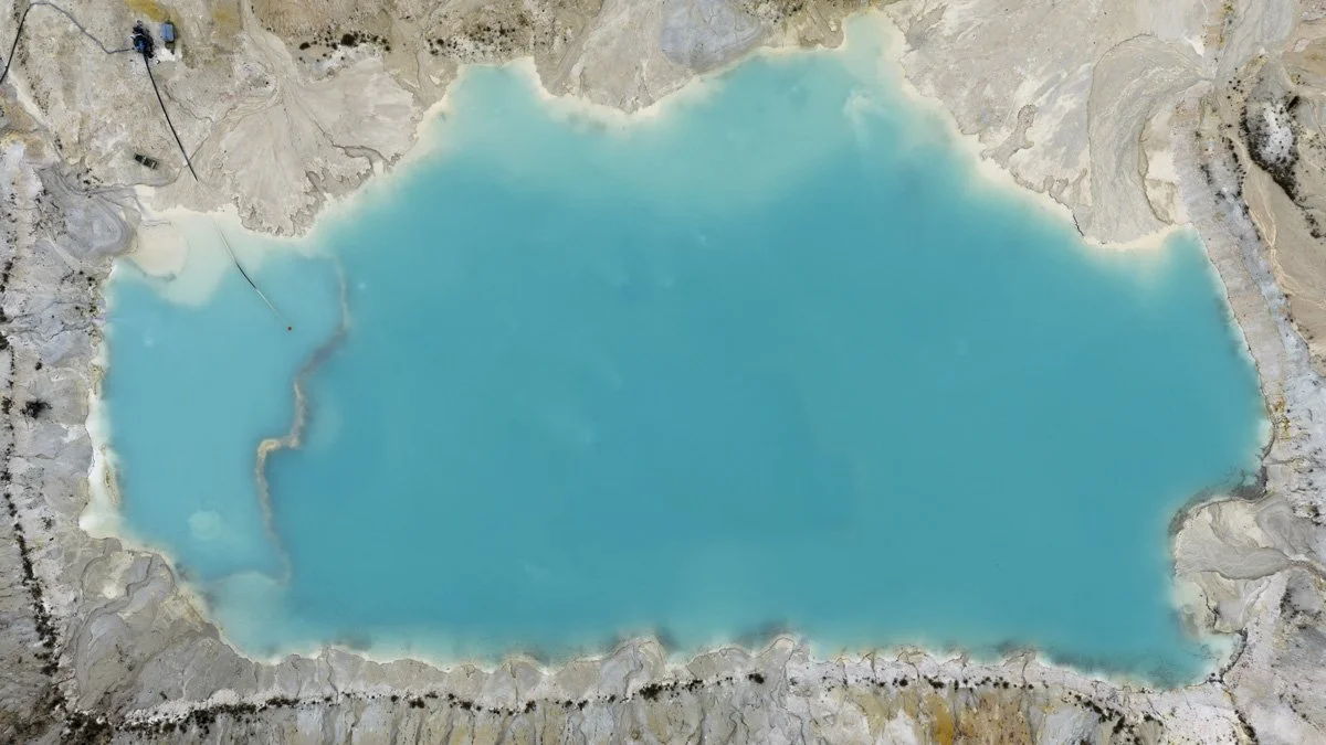 Kaolin mining pond_1.jpg