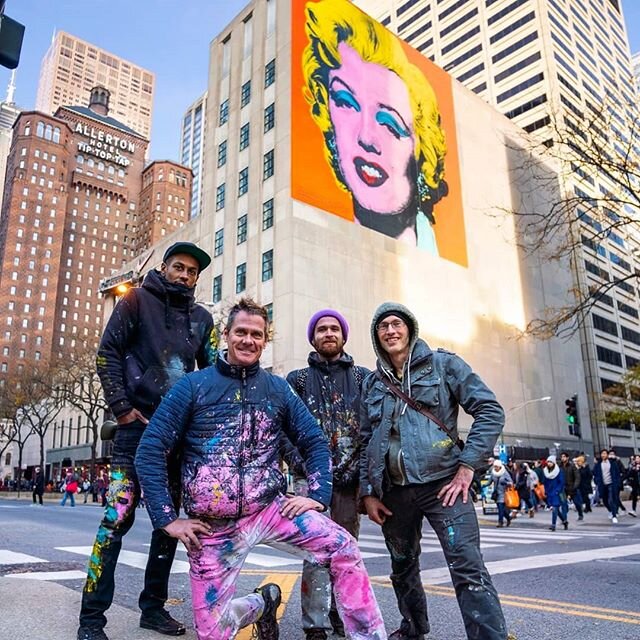 One month with the best team of muralists to paint the Orange Marilyn for @artinstitutechi in downtown @chicago
It's been incredible working with these guys and seeing @jeffzimmermann render out her face especially. Painting that yellow hair and the 