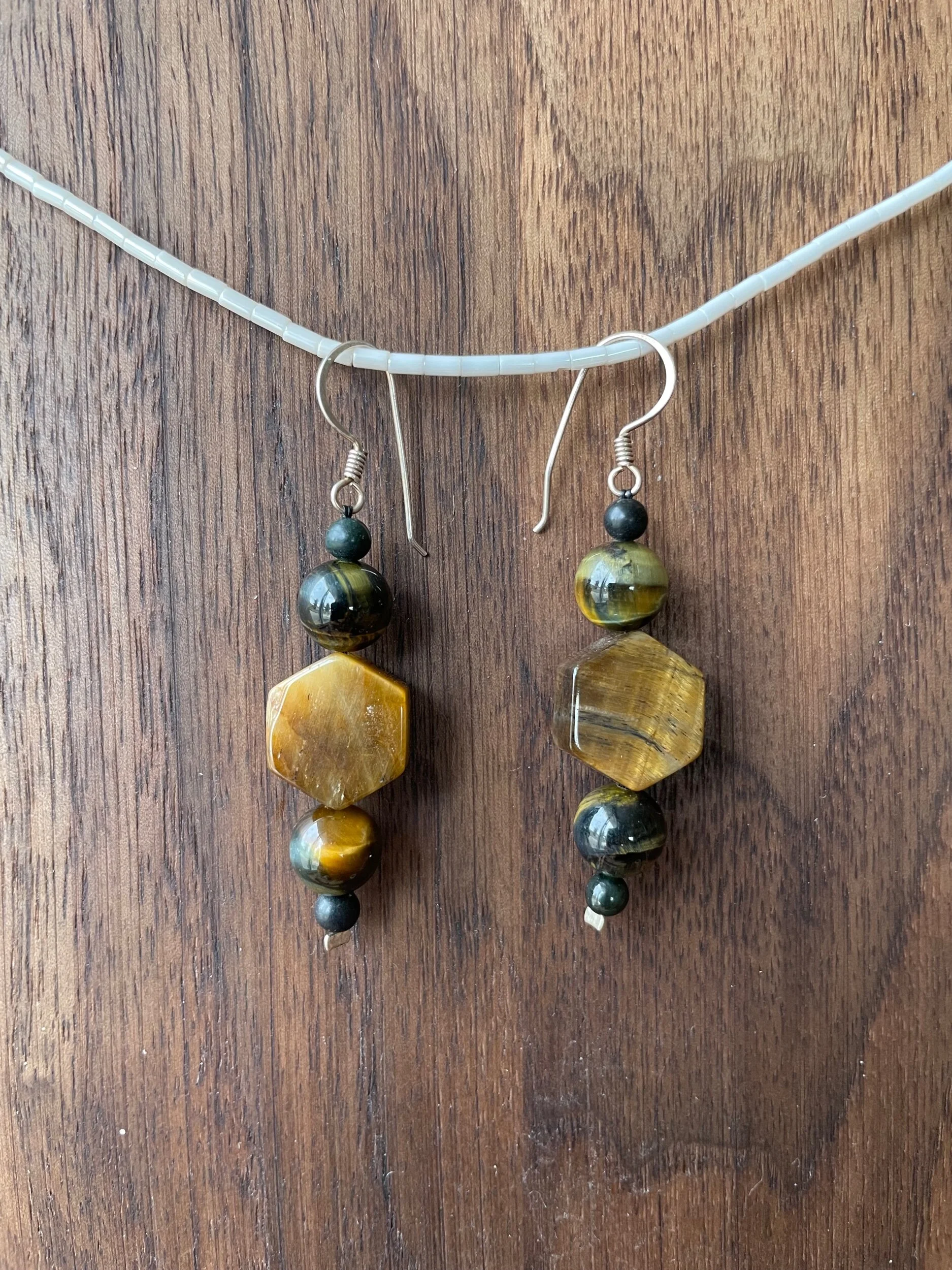 75B9AA3C-1400-49C8-908B-6289852832C9