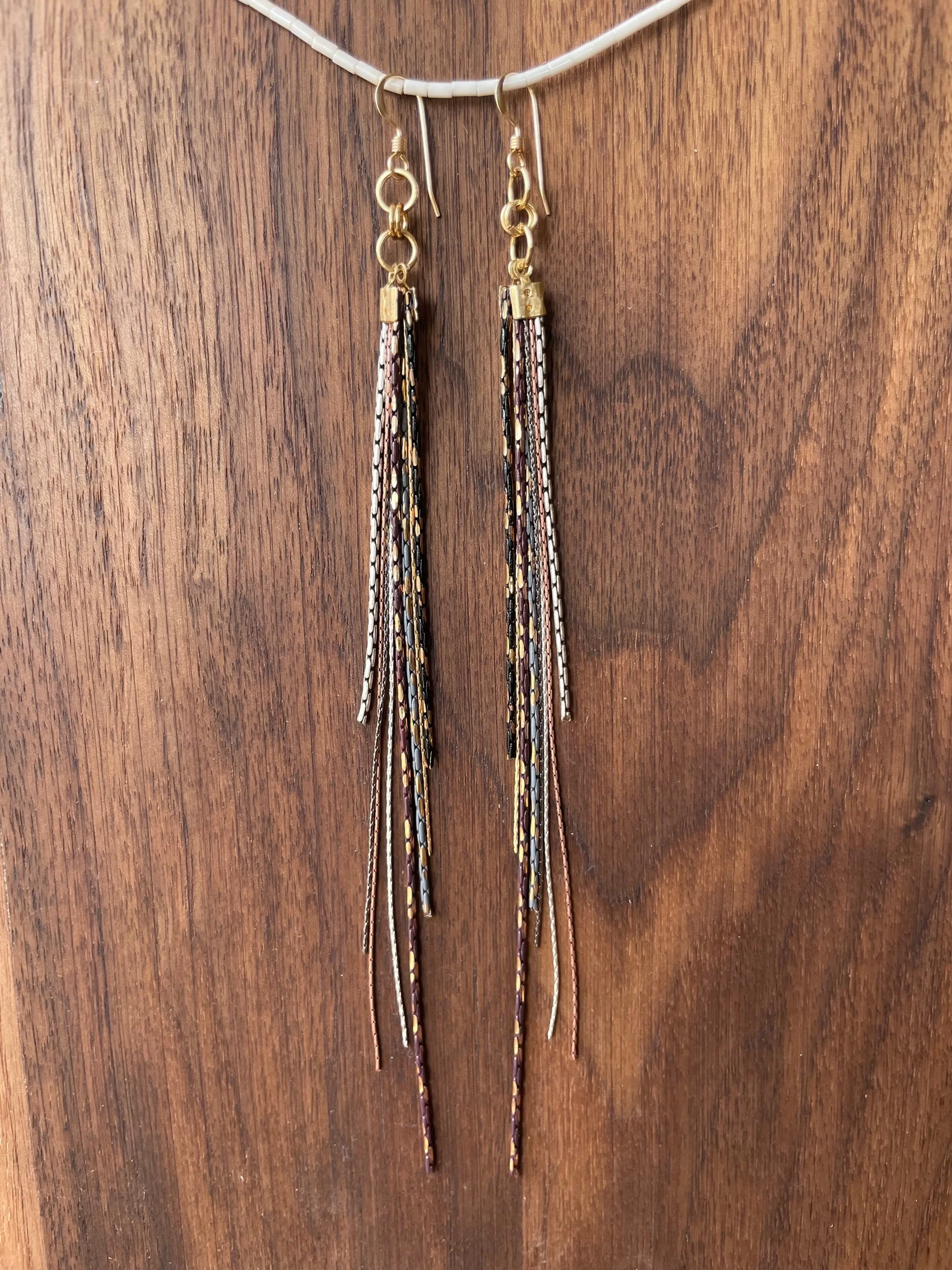 C95675BA-2DC9-4FE7-8AC9-52199045DEE8