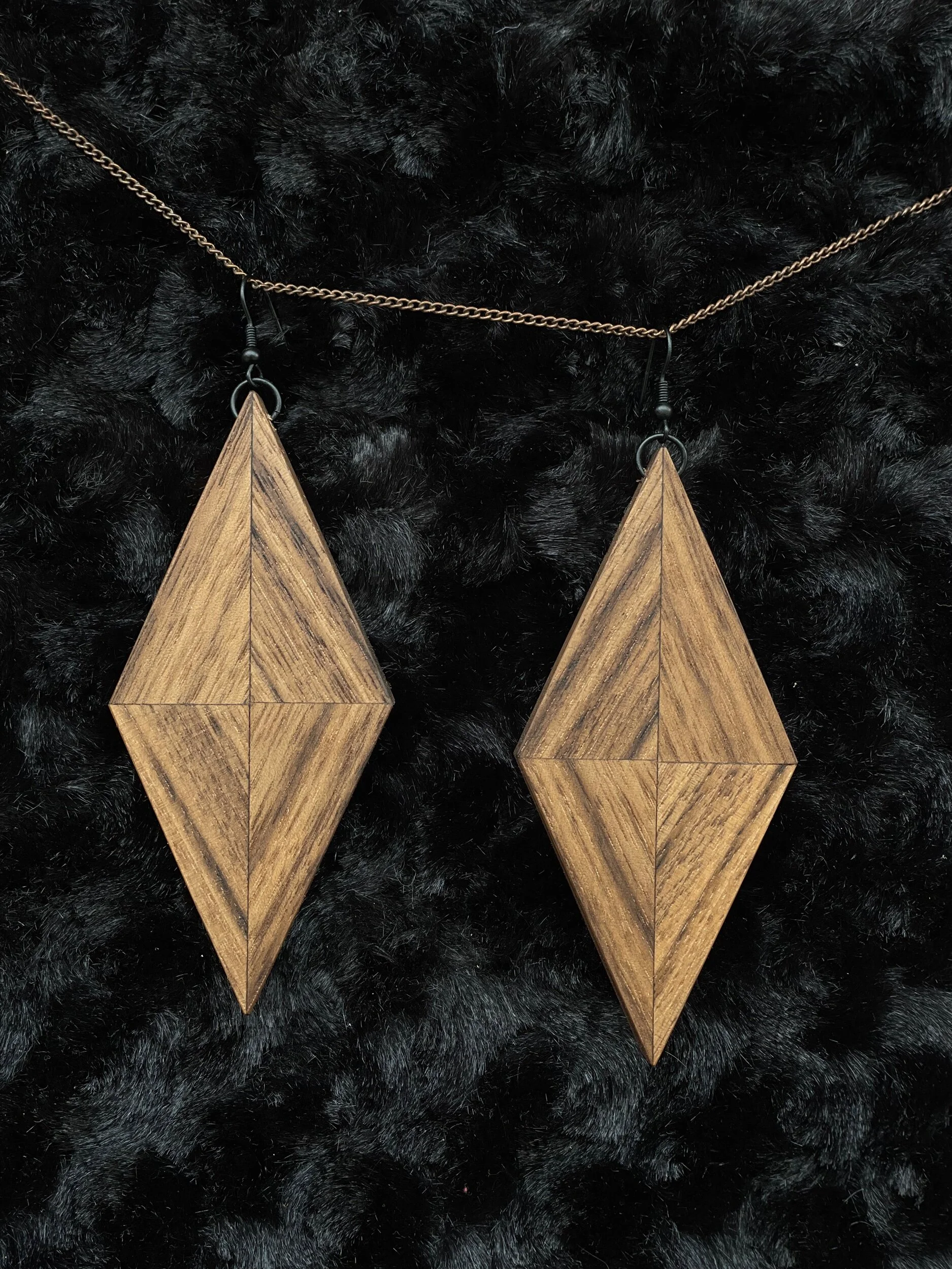 902A95F5-53DD-4BDF-9CCC-AB8ABB93D9F3