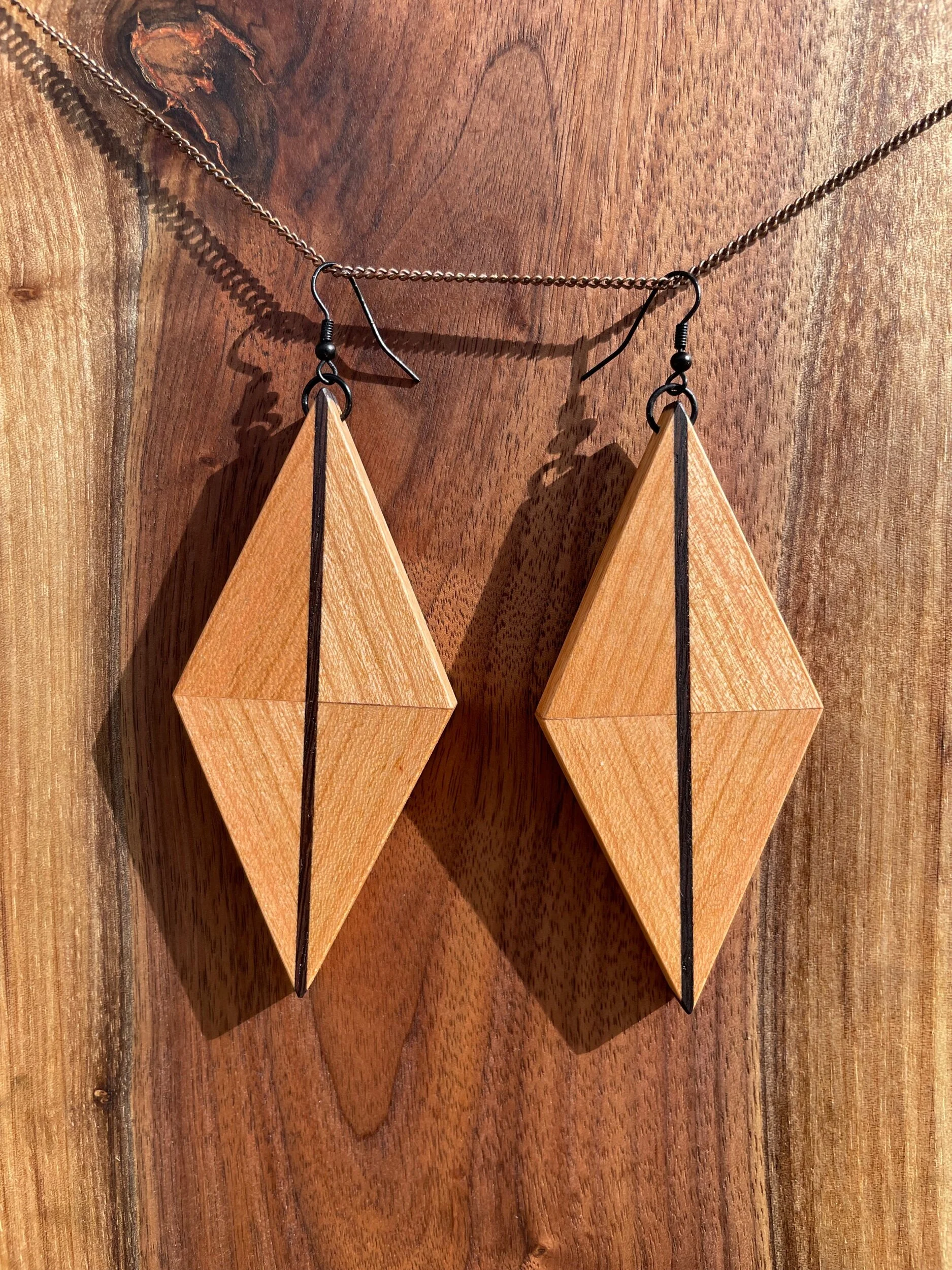 64330513-DB47-4C3E-B65B-9C66561DDE78