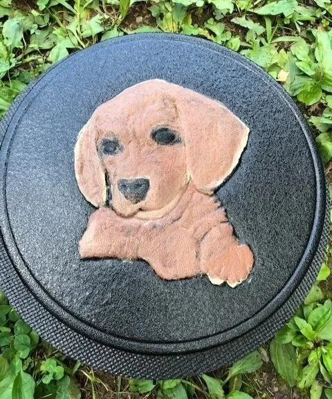 Beagle puppy stepping stone mold, great for dog lovers