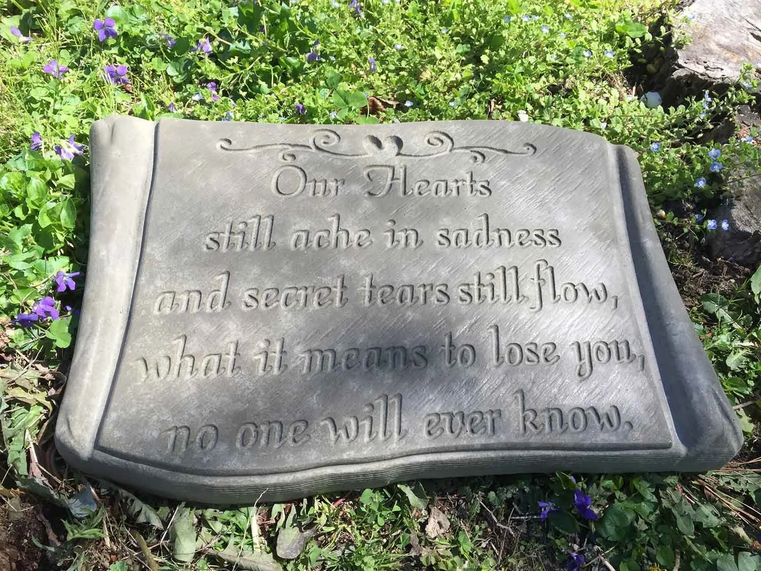 Memorial plaque mold example of a poured decorative stone.jpg