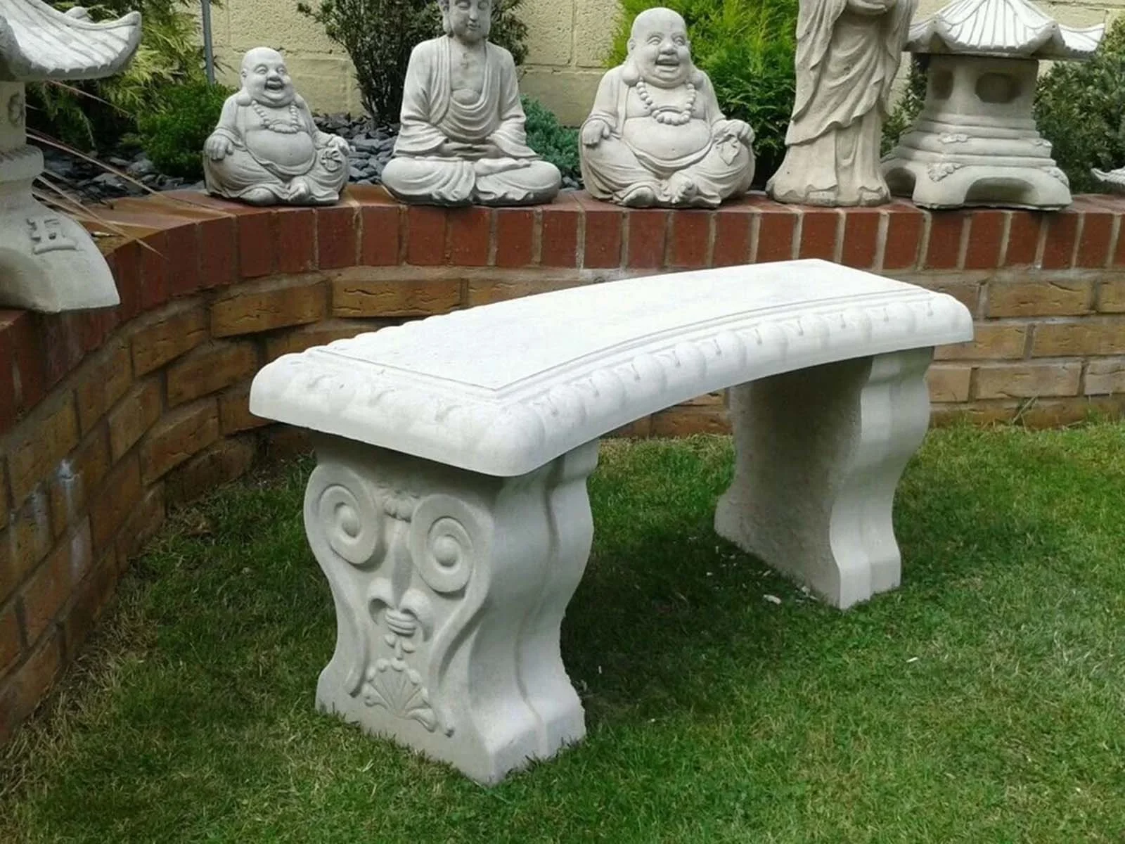 Concrete bench mold use to make garden benches
