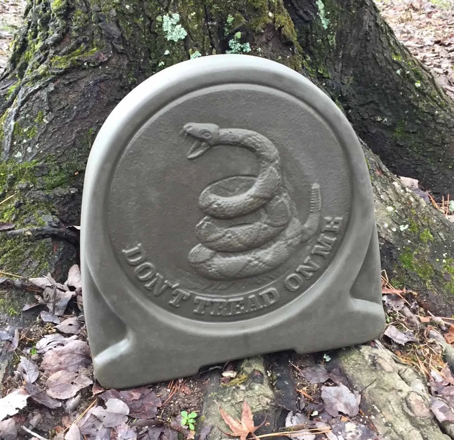 Dont tread on me in plain concrete, use to make decorative stones.jpg