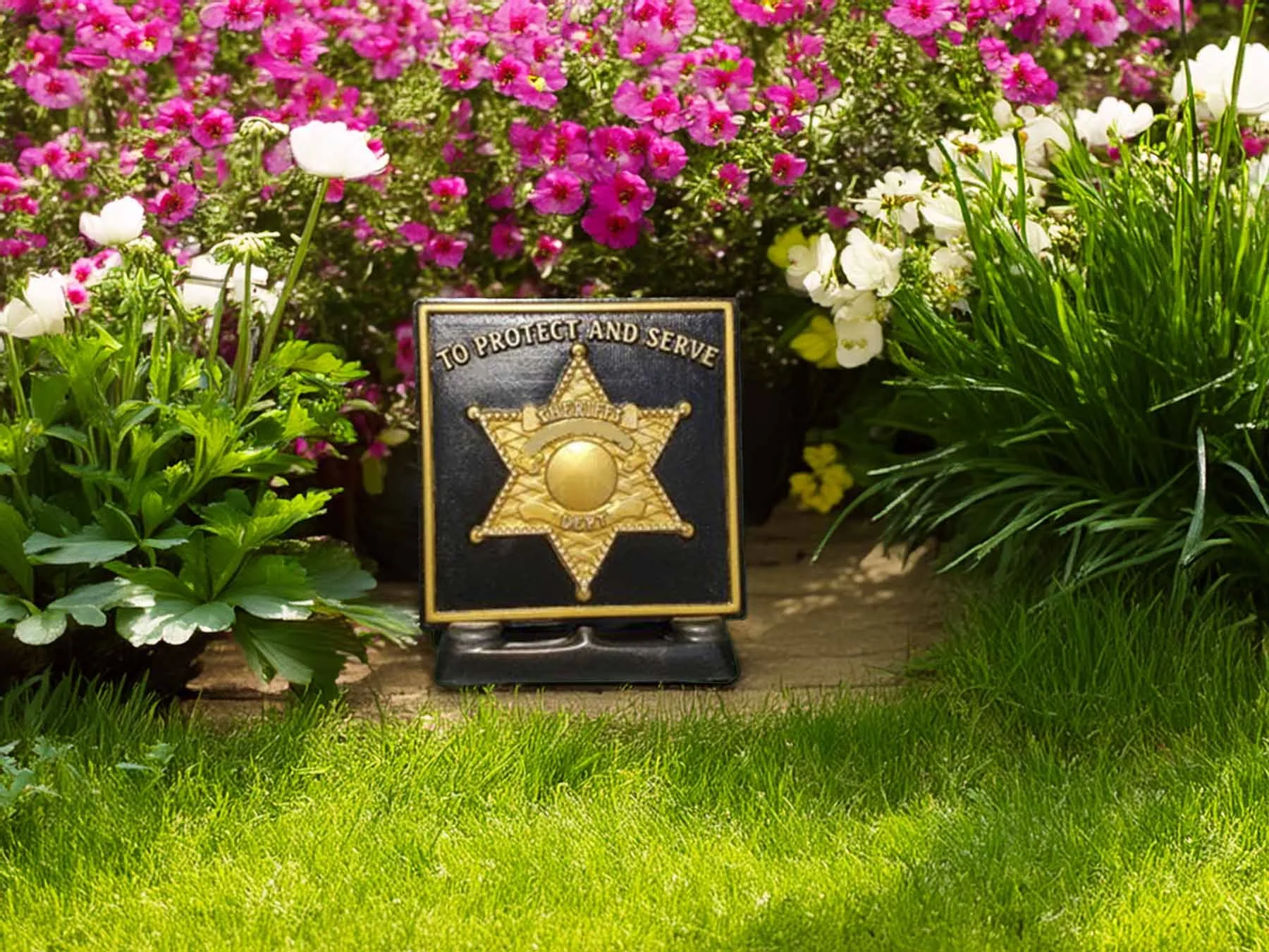 Sheriffs badge concrete stone eample of what the concrete mold will produce.