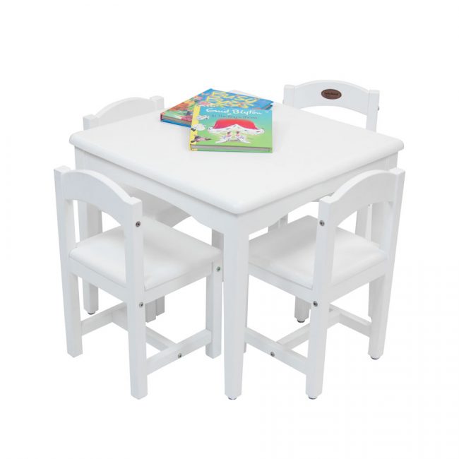 Playing-Table-4-Chairs-White-2-650x650.jpg