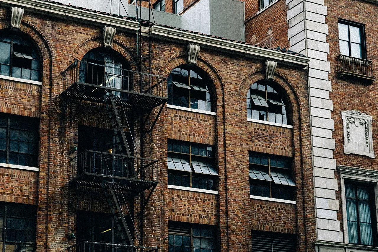 building-622555_1280.jpg