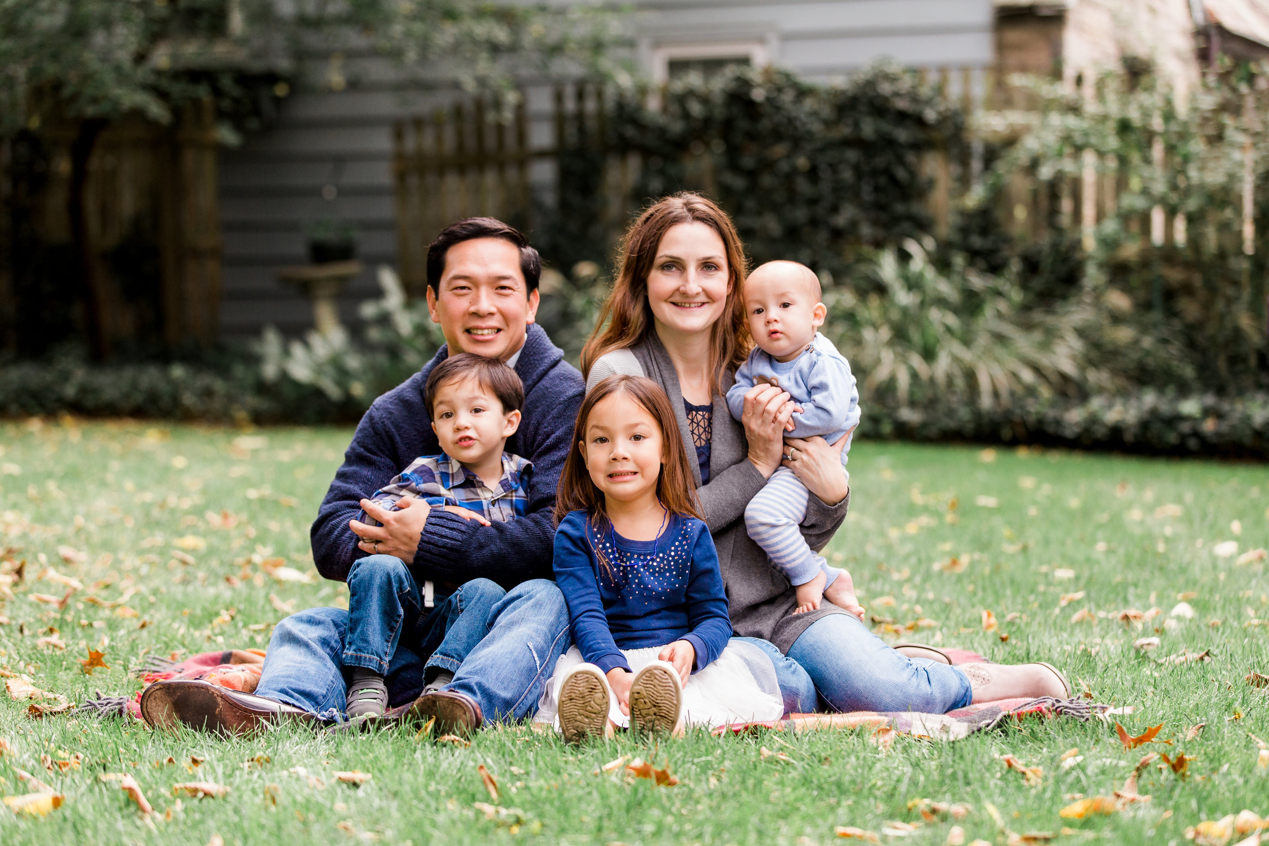 SMP_Emily Nguyen Family_Oct 2017-13.jpg