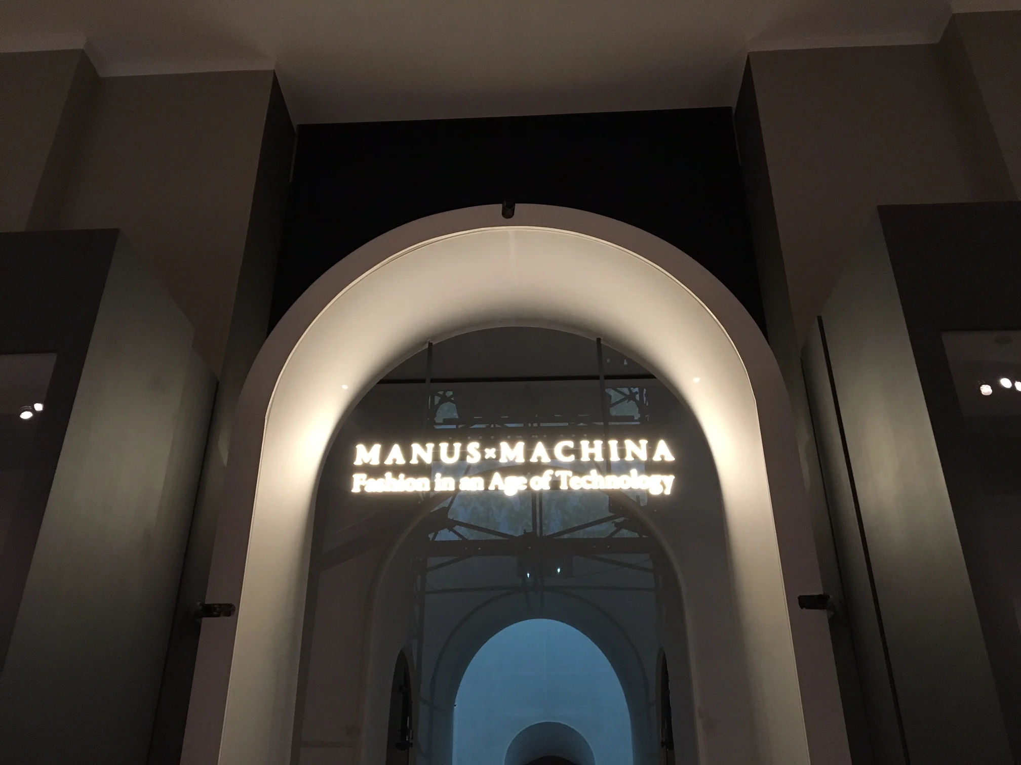 Manus x Machina: Fashion in the Age of Technology