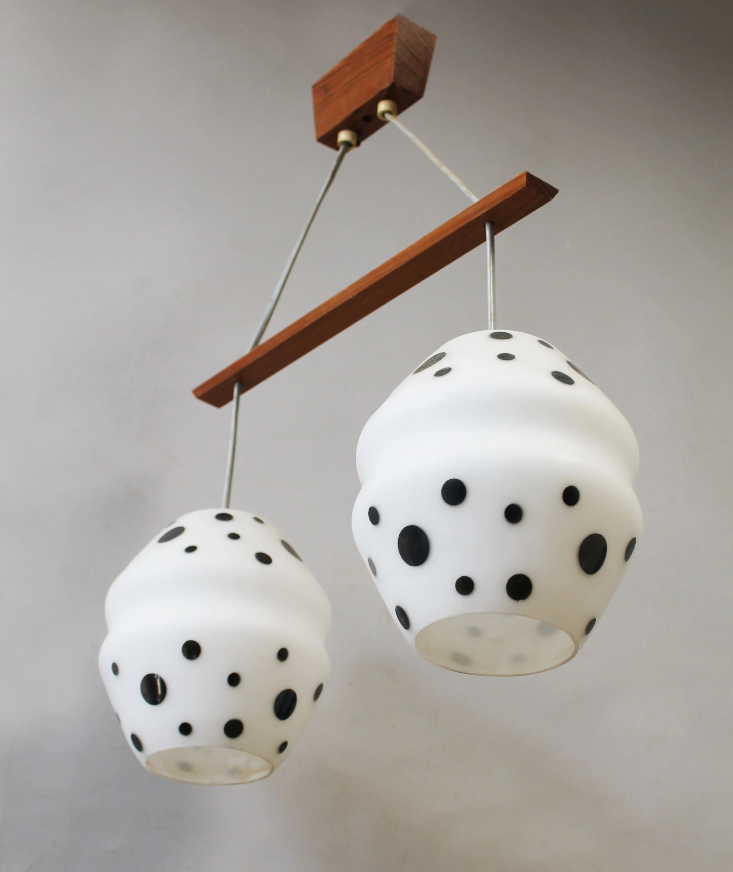 Detail of the graphic dotted glass shades