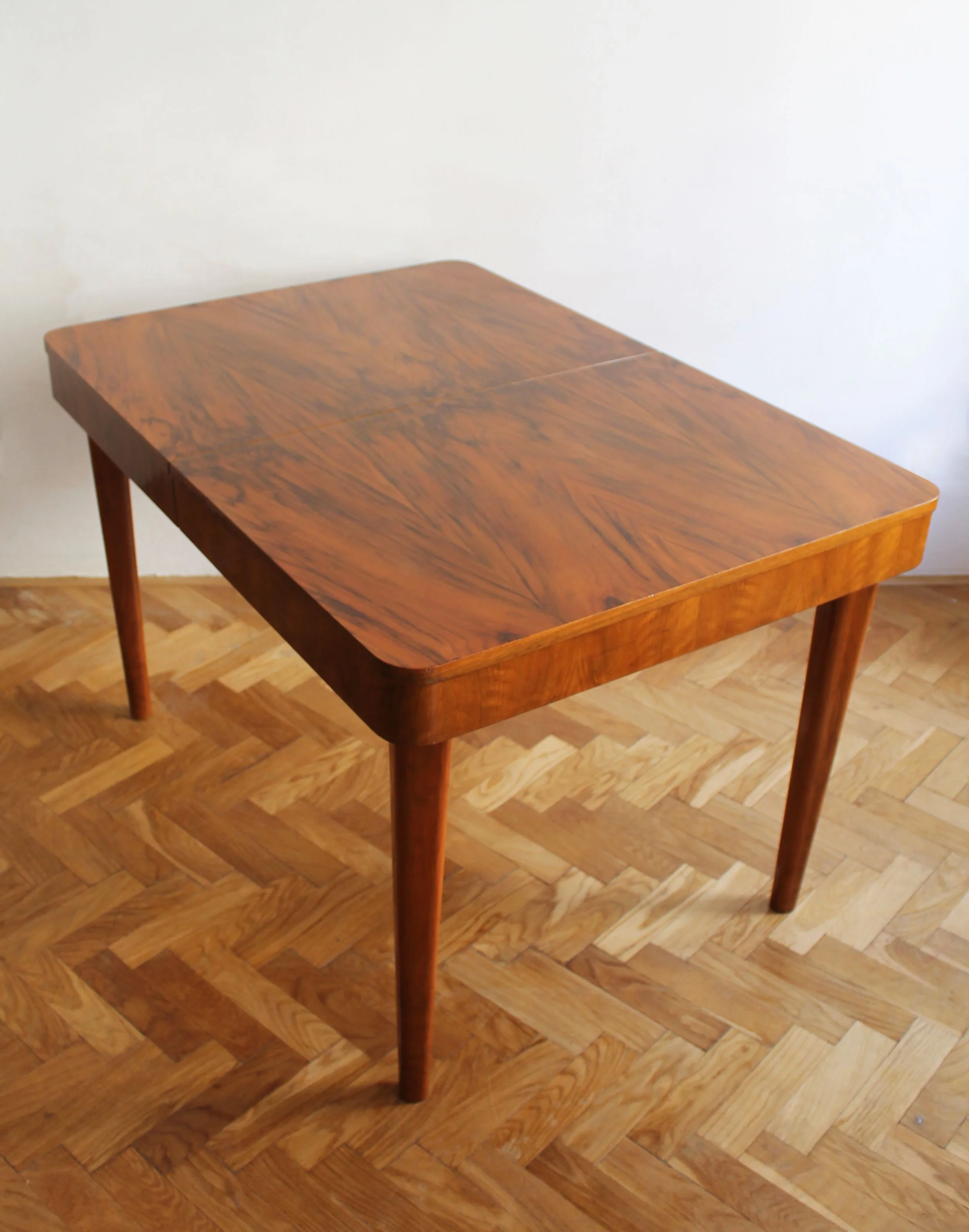 1950's Extendable dining table by Jindrich Halabala for UP Brno (Copy)