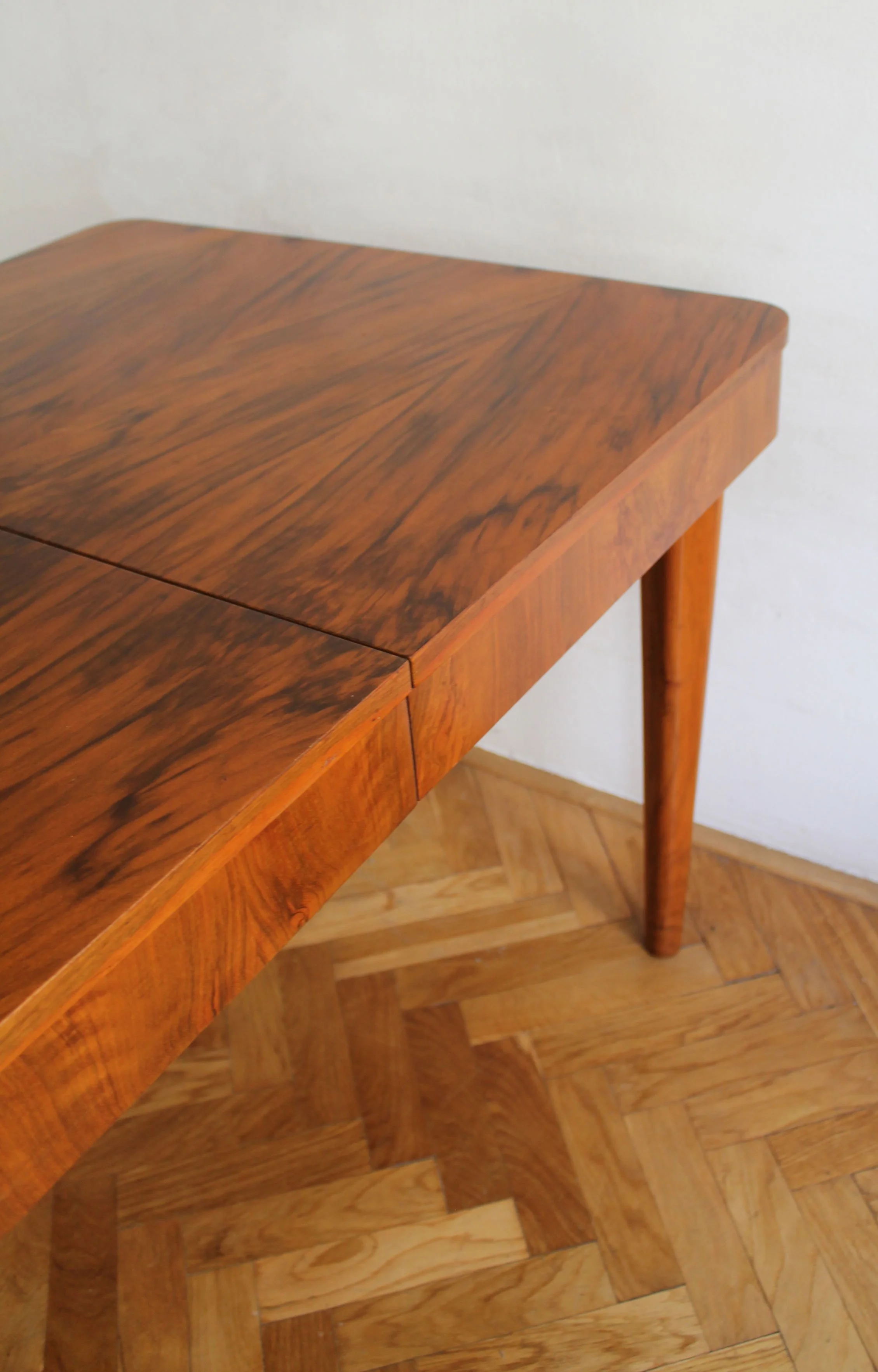 1950's Extendable dining table by Jindrich Halabala for UP Brno (Copy)