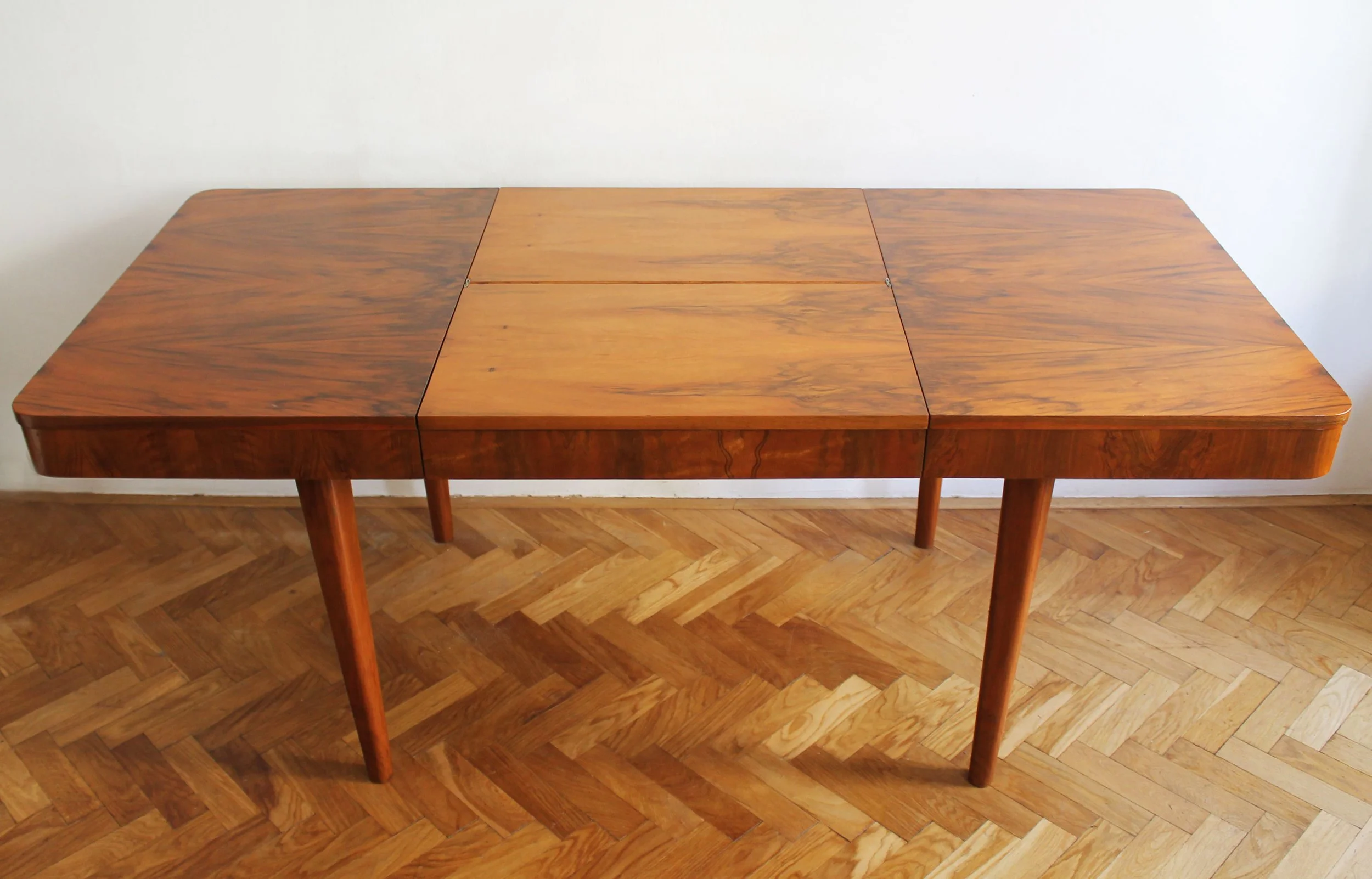 1950's Extendable dining table by Jindrich Halabala for UP Brno (Copy)