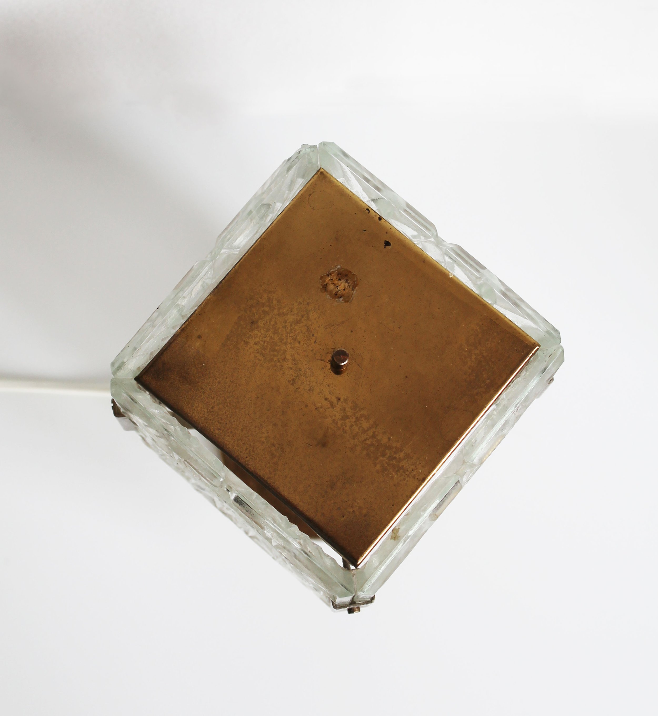 Close-up of brass frame and crystal panels on Preciosa lamp.jpg