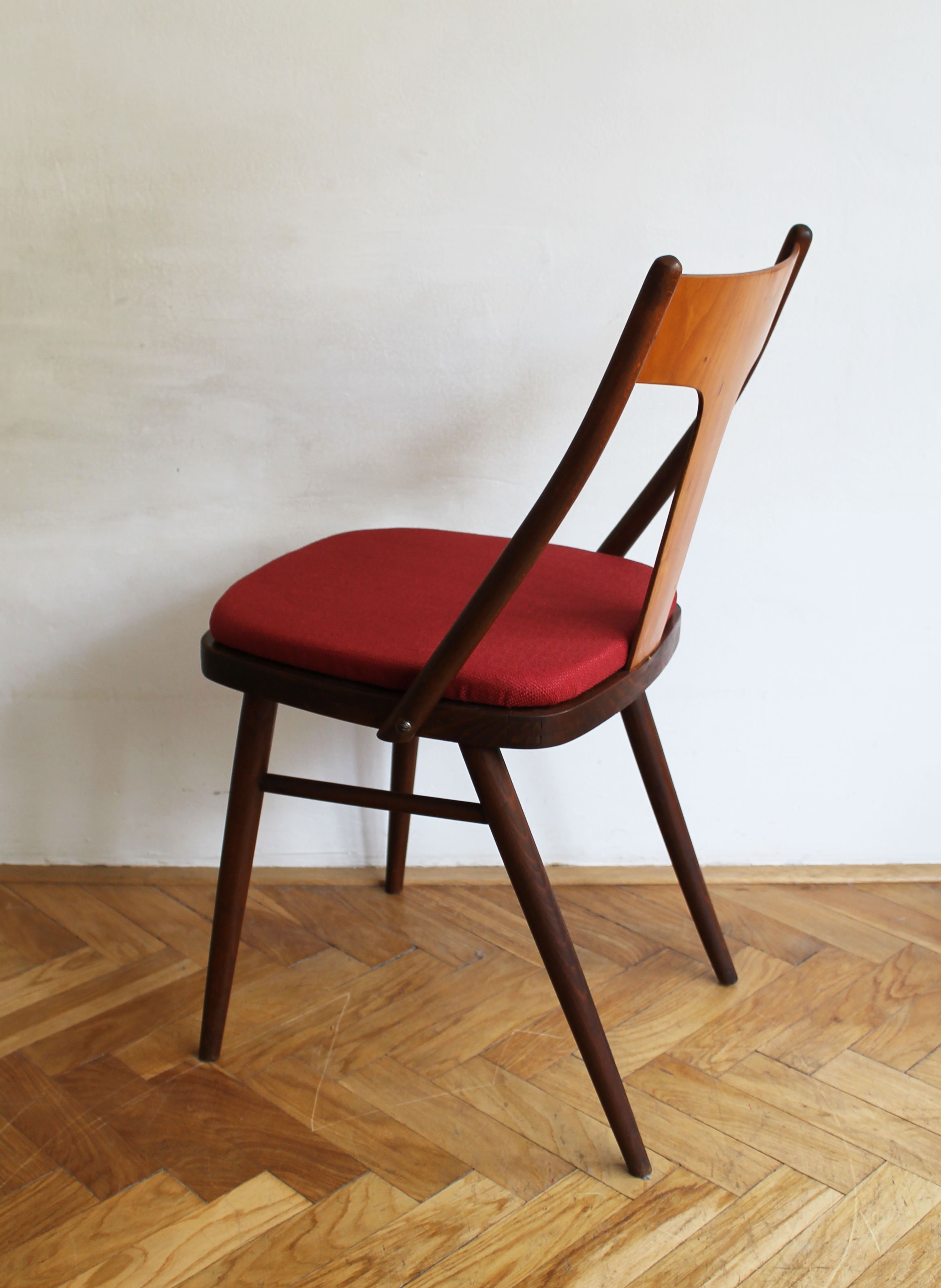Side profile of mid-century bentwood dining chair.jpg