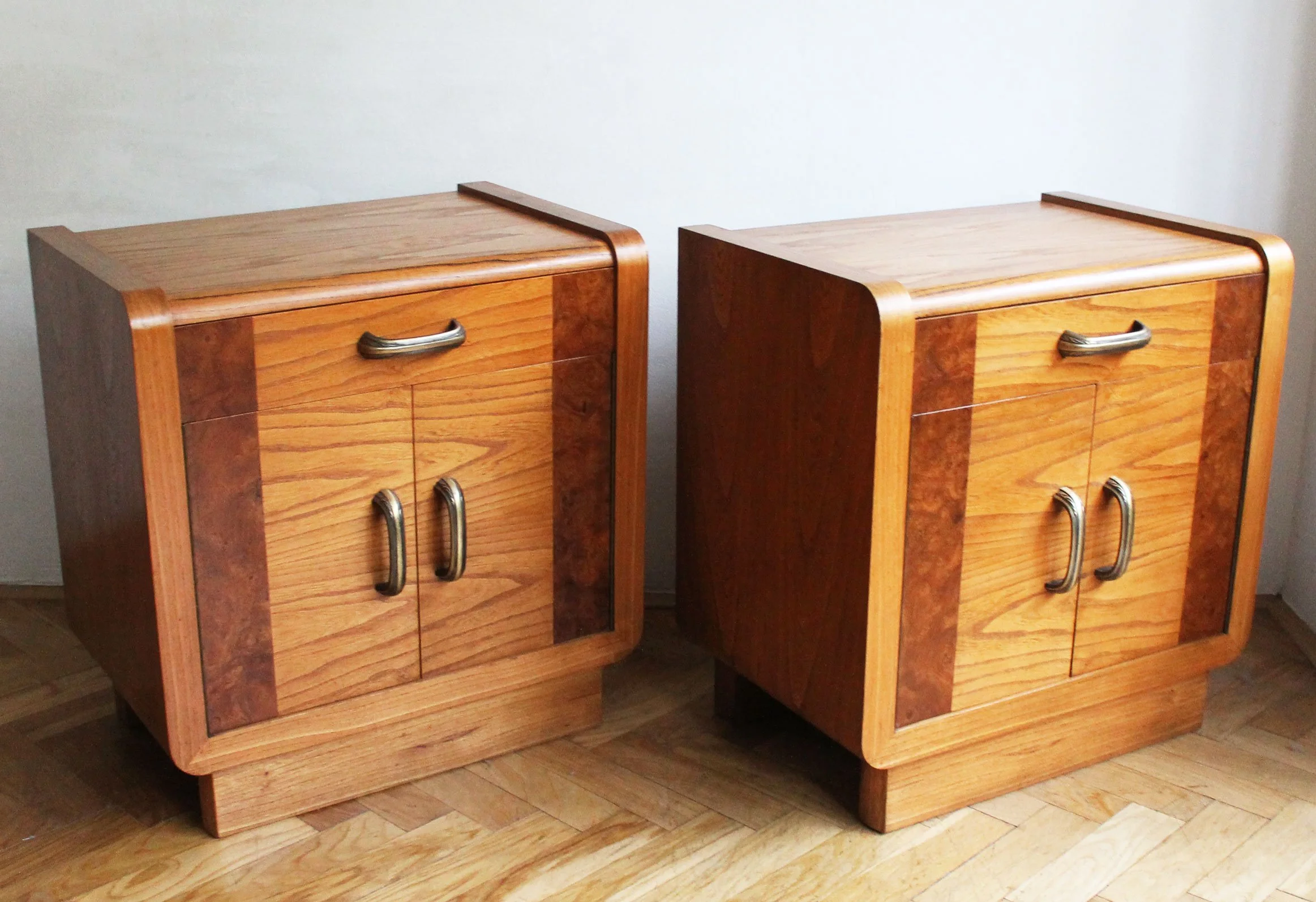Pair of 1930s Art Deco bedside tables with ash wood and burl veneer.jpg
