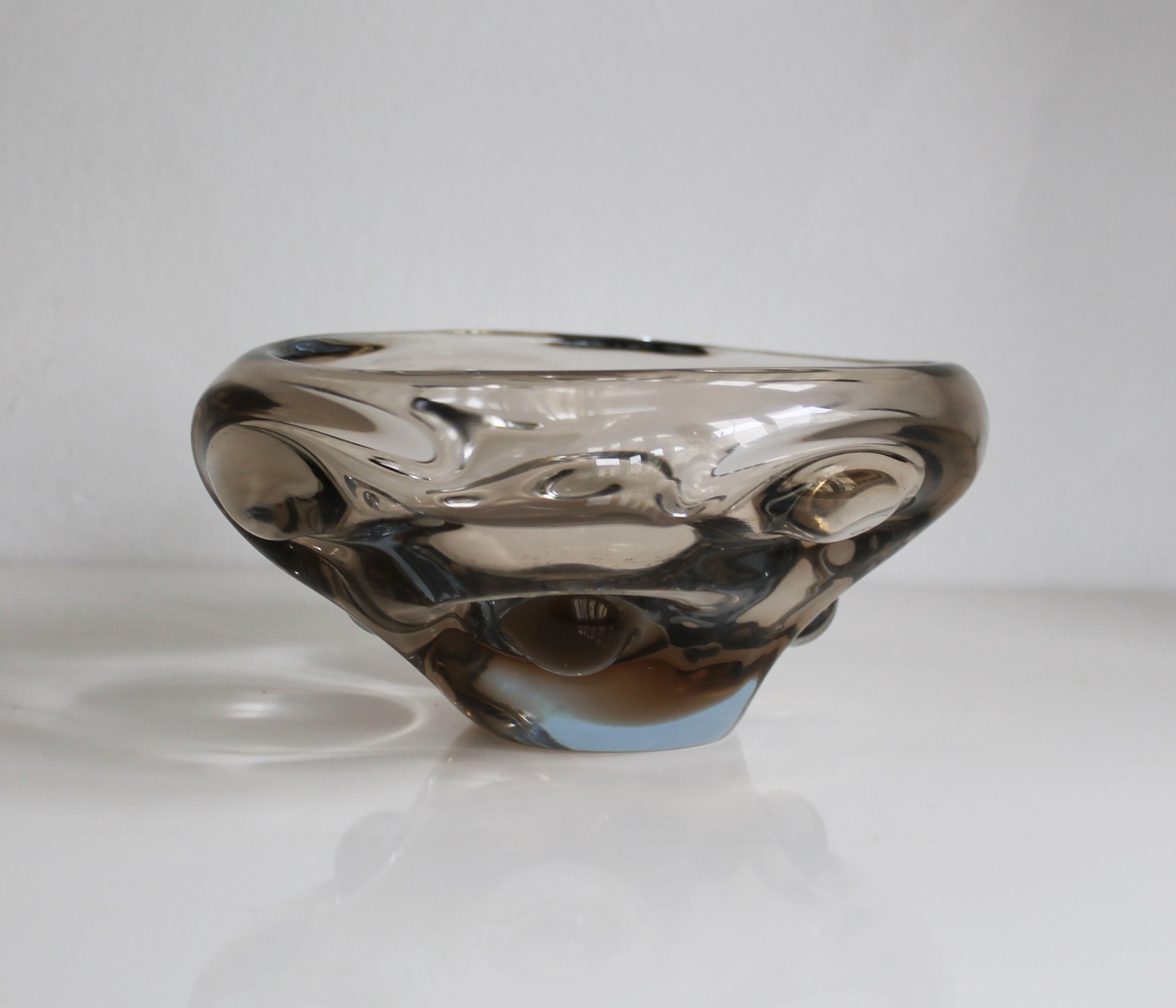 Mid-century art glass bowl with Murano-style colour effect.jpg