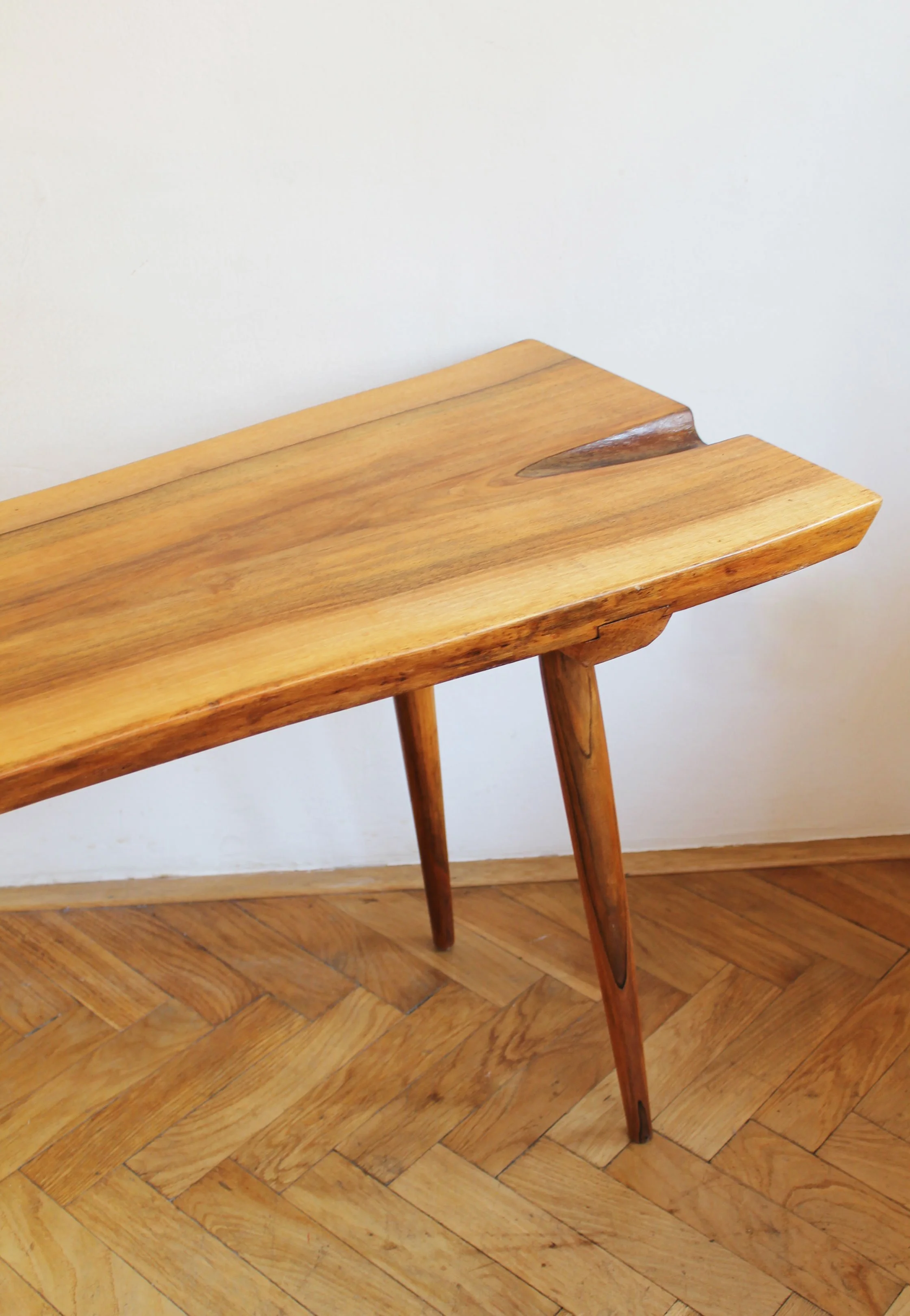 Rare collectible ULUV oak side table, sculptural organic shape, mid-century 1960s.jpg
