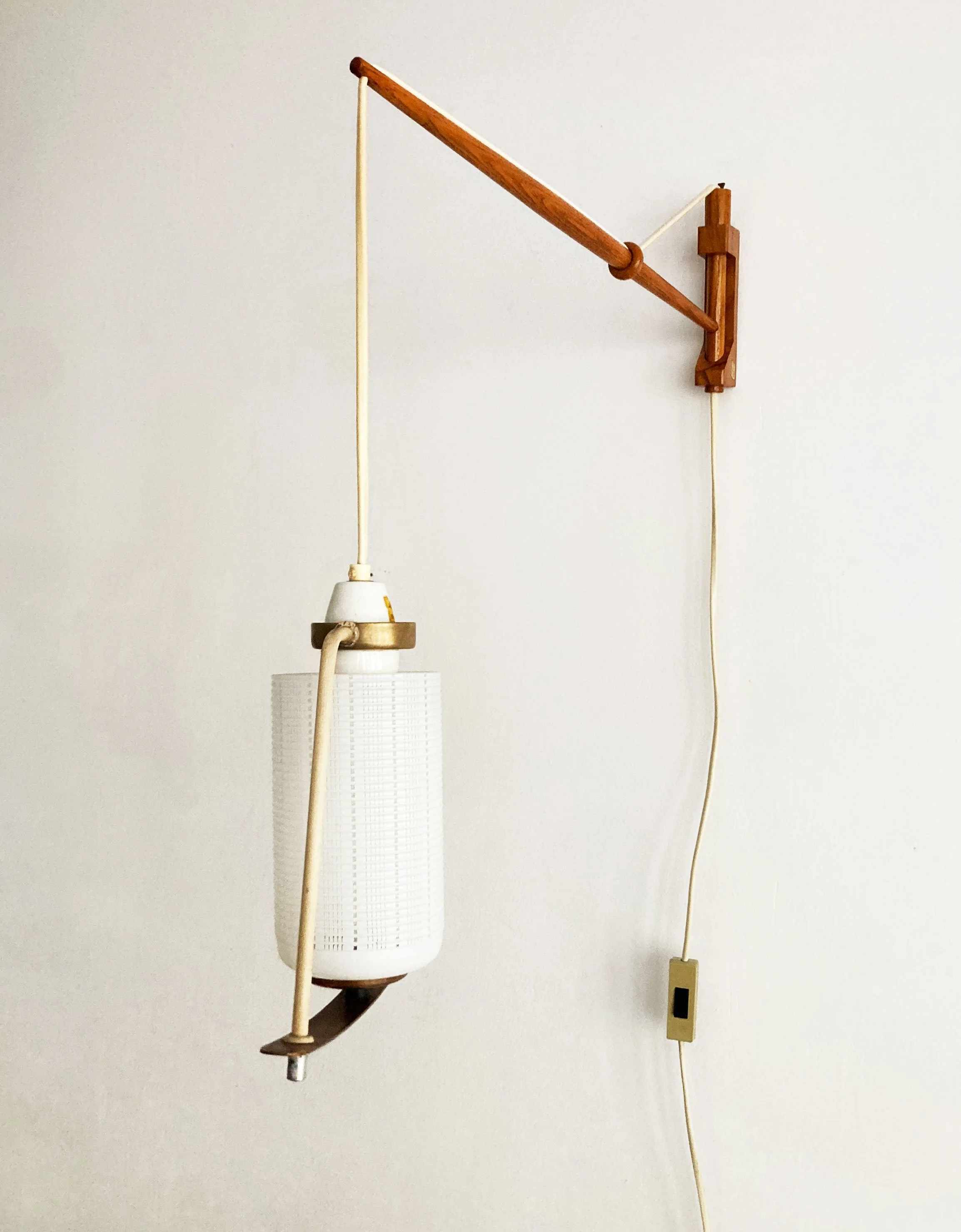 Authentic-Czech-Mid-Century-wall-lighting-fixture.jpg