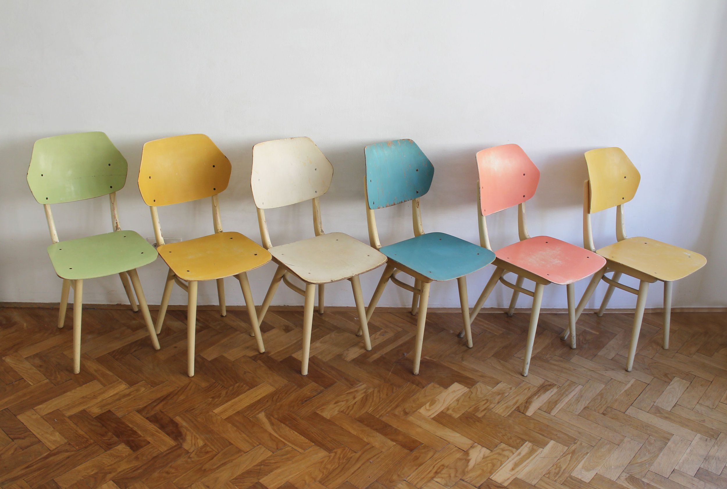 antonin-suman-ton-pastel-chairs