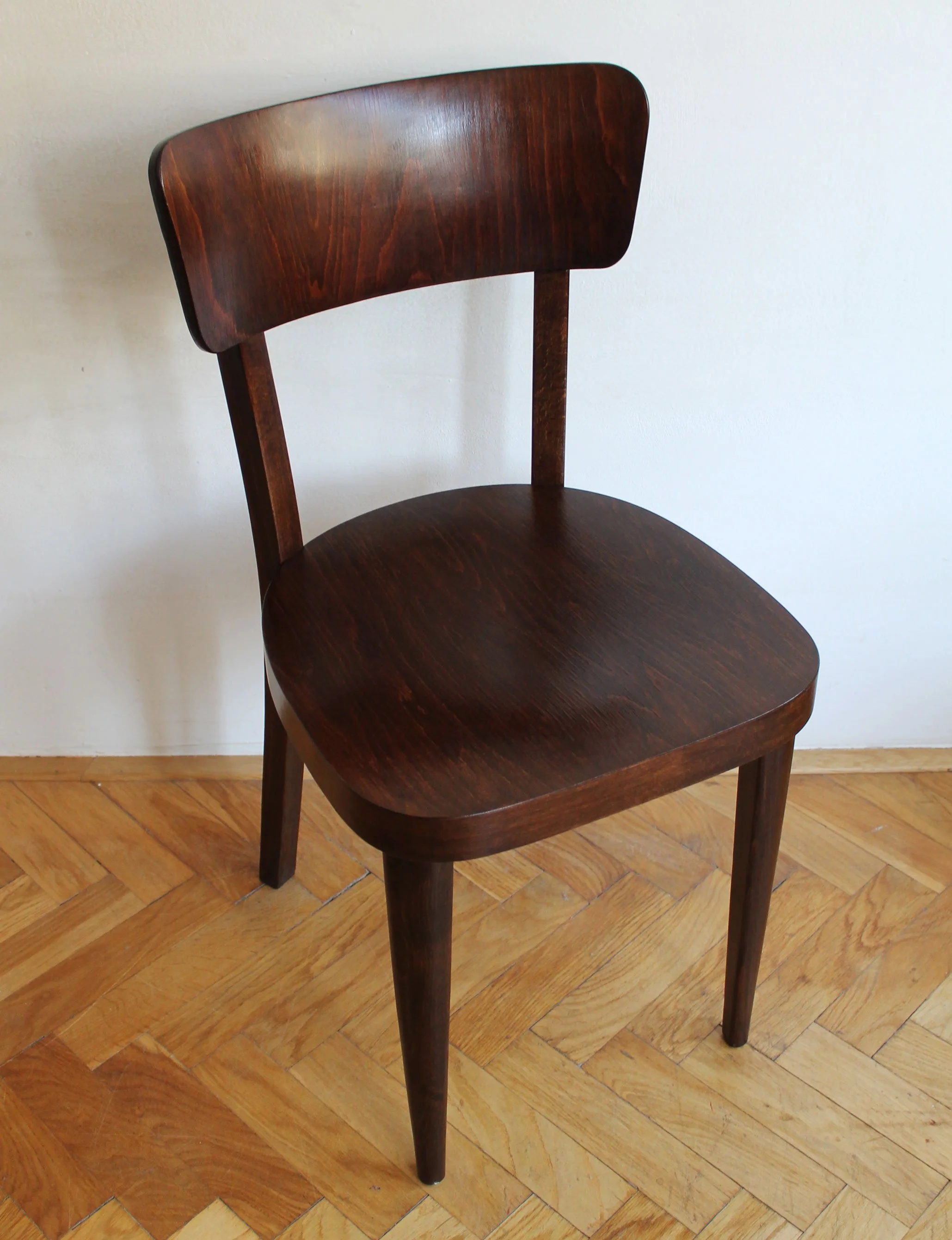 1930s Czech dining chair with elegant modernist form.jpg