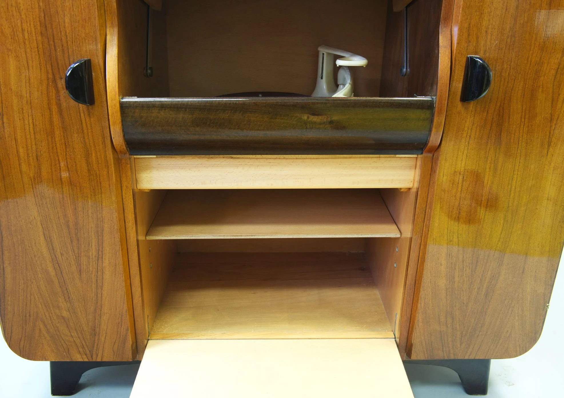 Left compartment designed for vinyl record storage, 1950s cabinet.jpg