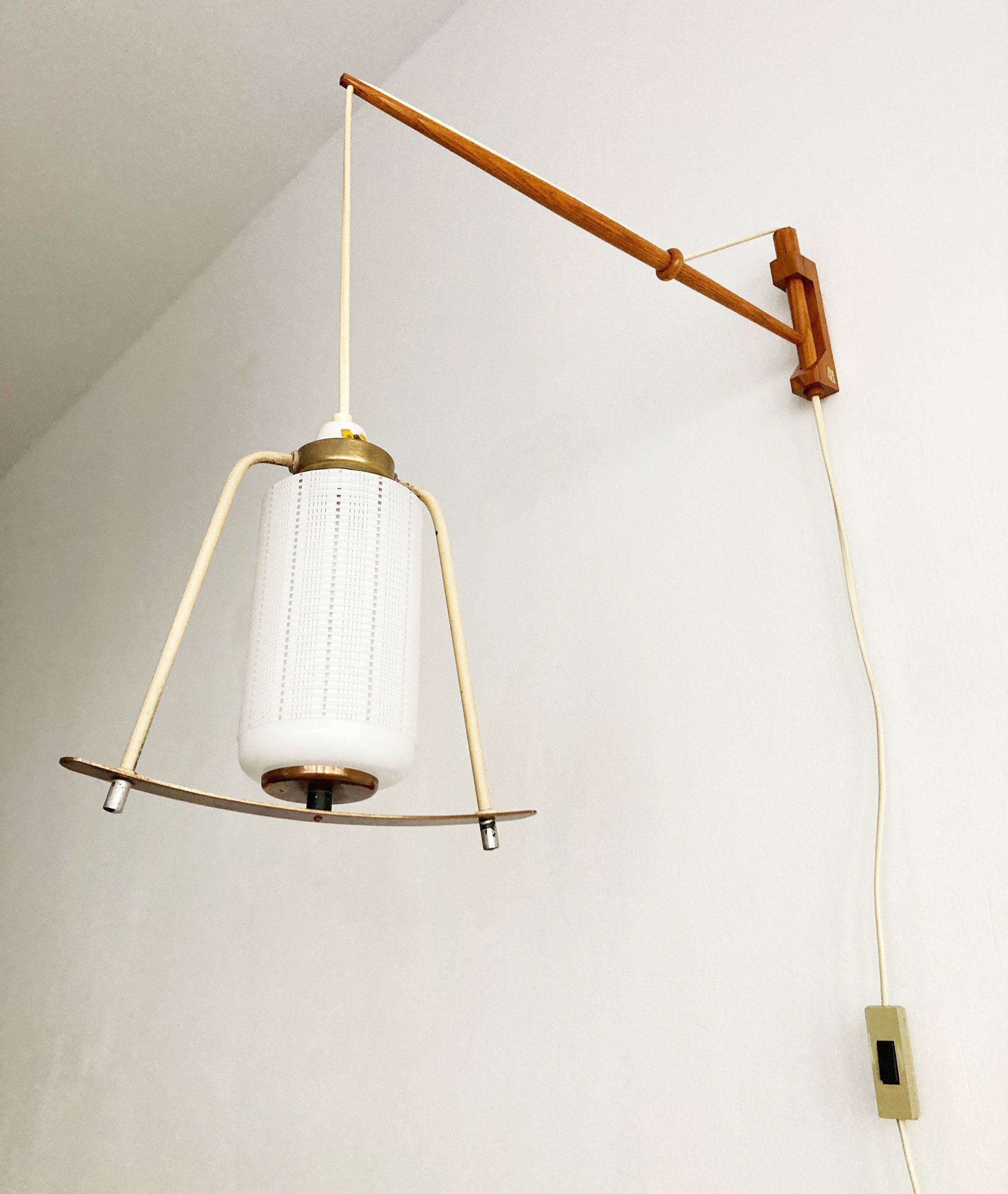 Danish-style-1960s-wall-sconce-reminiscent-of-A-Bang-Jensen.jpg