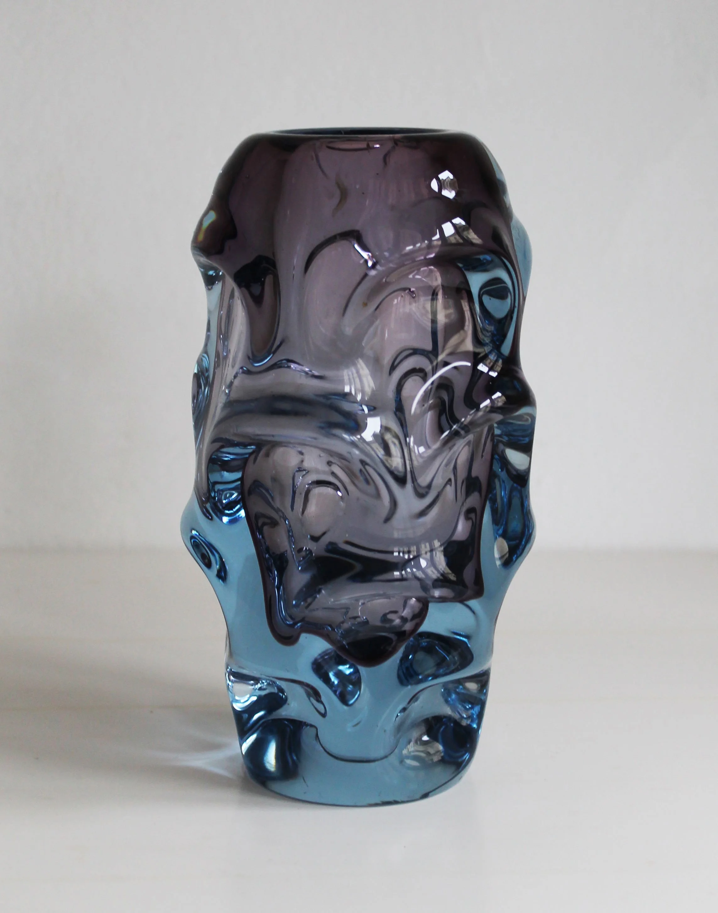 Pattern 5988 Jan Beranek collectible glass vase.jpg
