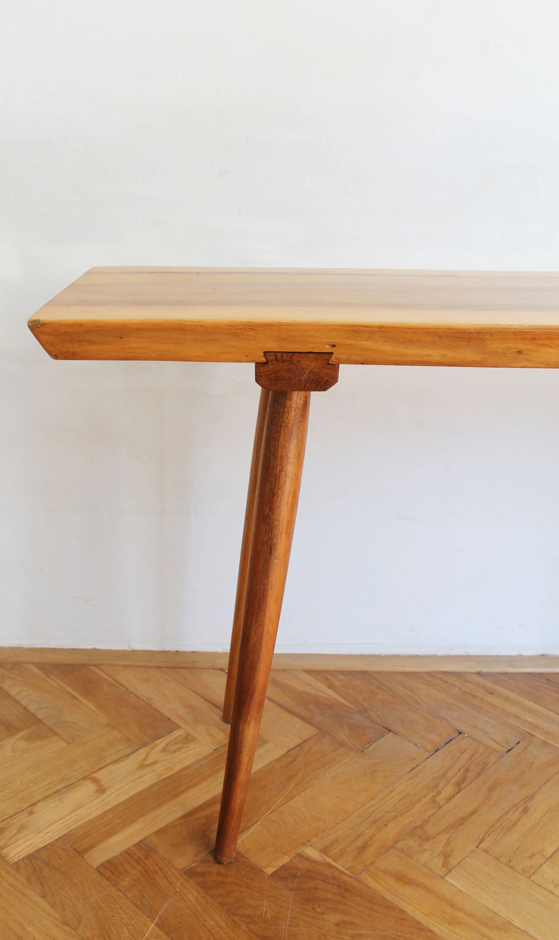 1960s solid oak ULUV side table, minimalist organic shape, mid-century furniture.jpg