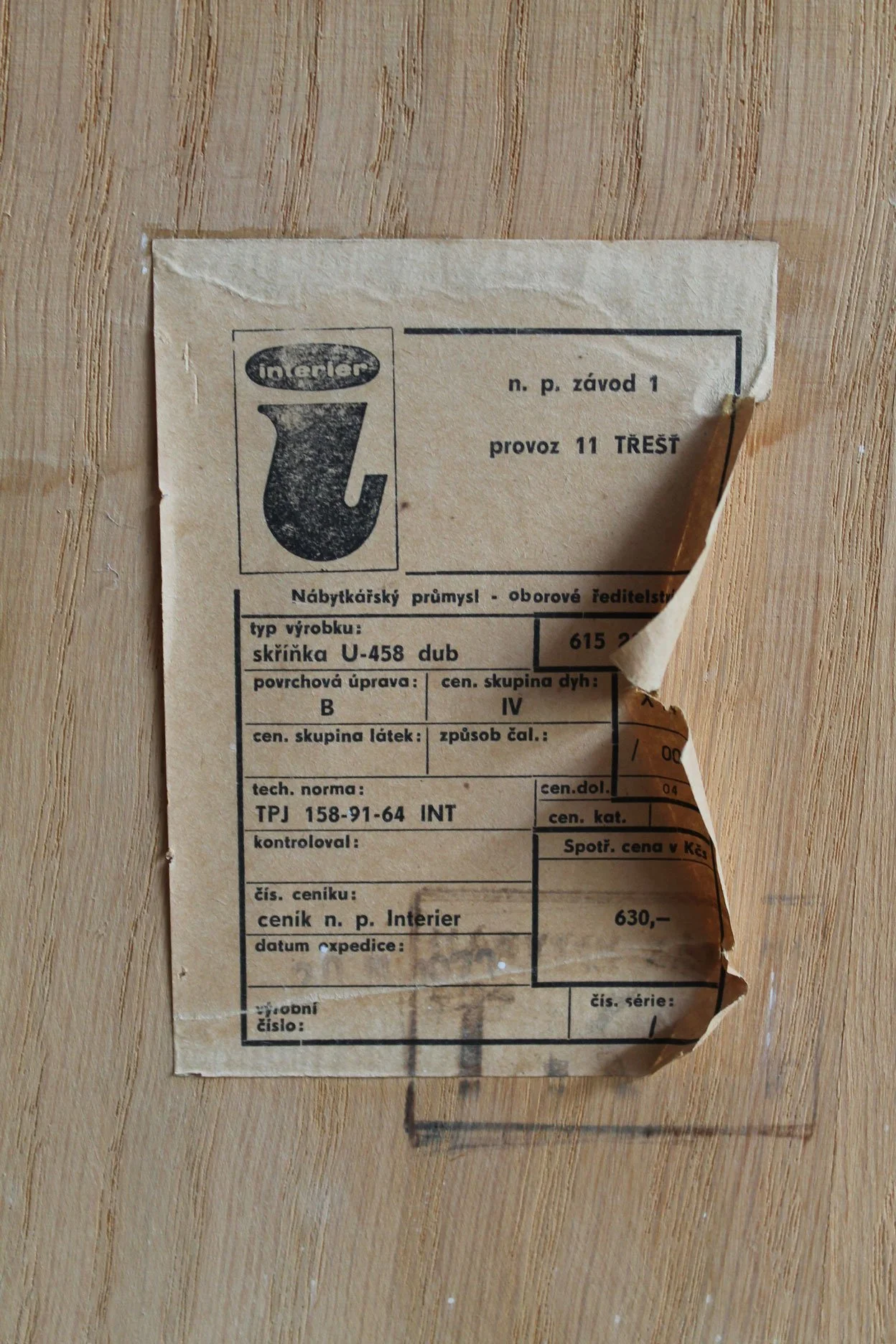 Interier Praha original company label from 1972 on Jiroutek U-458 Sideboard .jpg