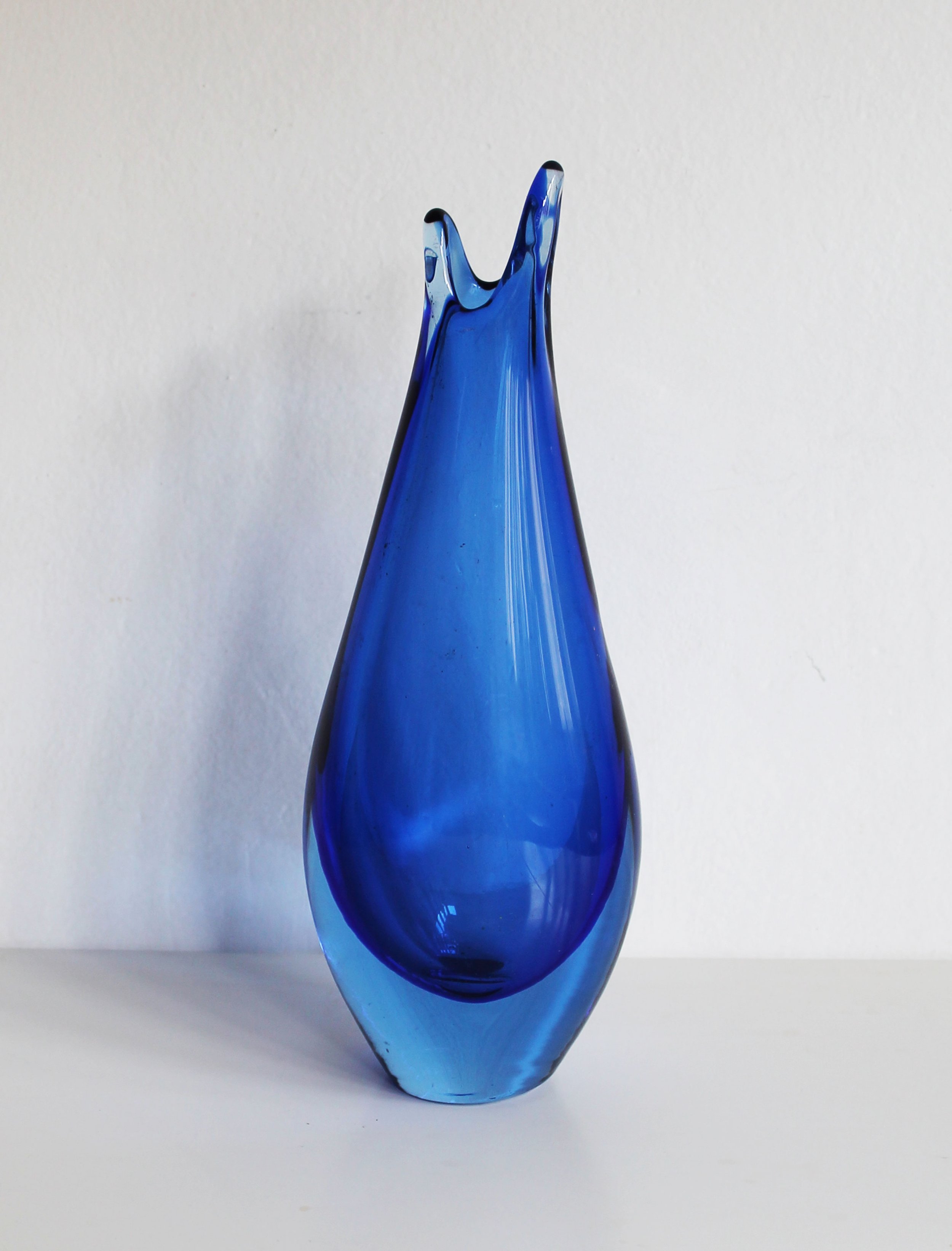Organic form glass vase from Škrdlovice glassworks.jpg