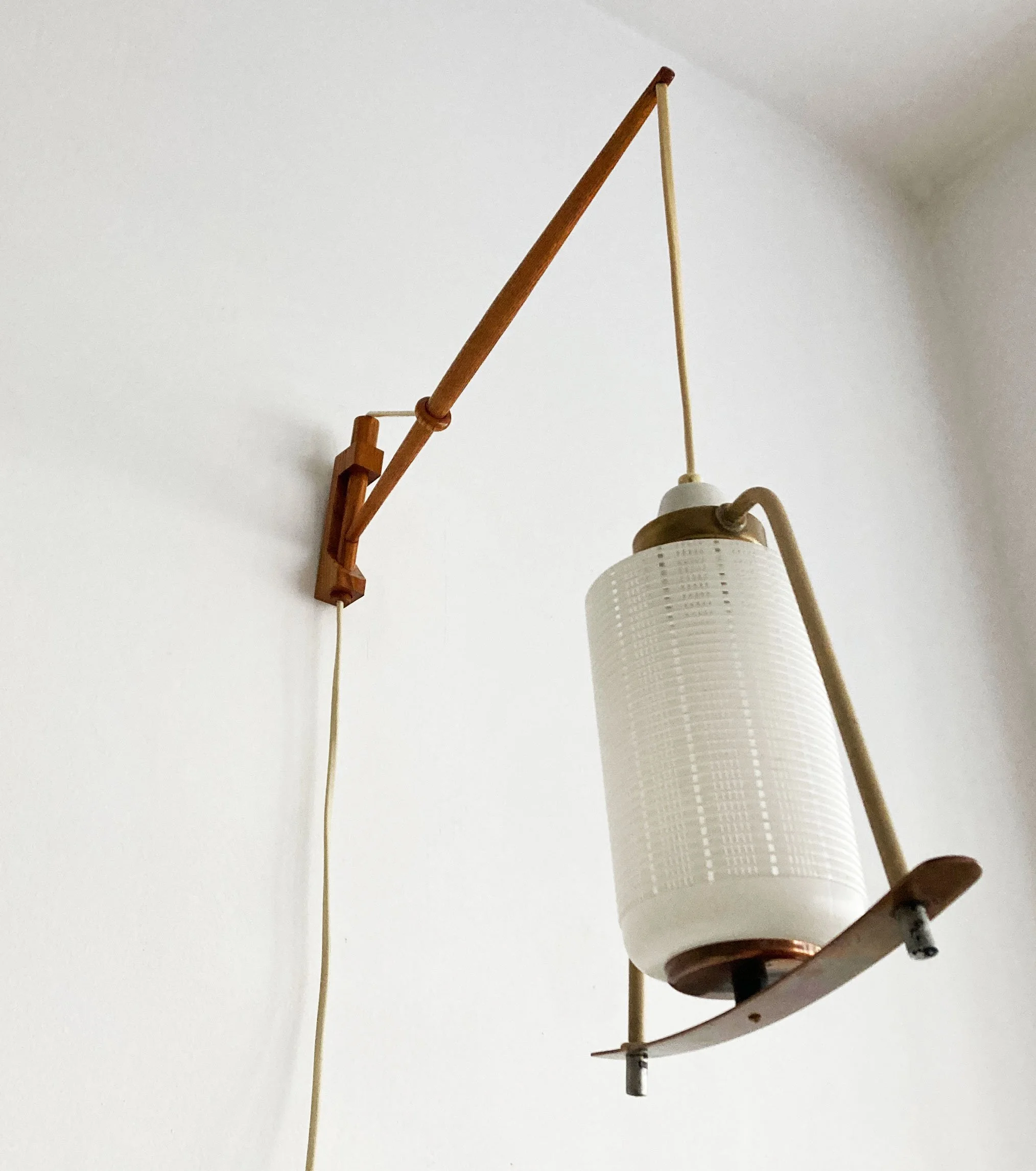 Pokrok-Žilina-1960s-wall-lamp-Scandinavian-style-design.jpg