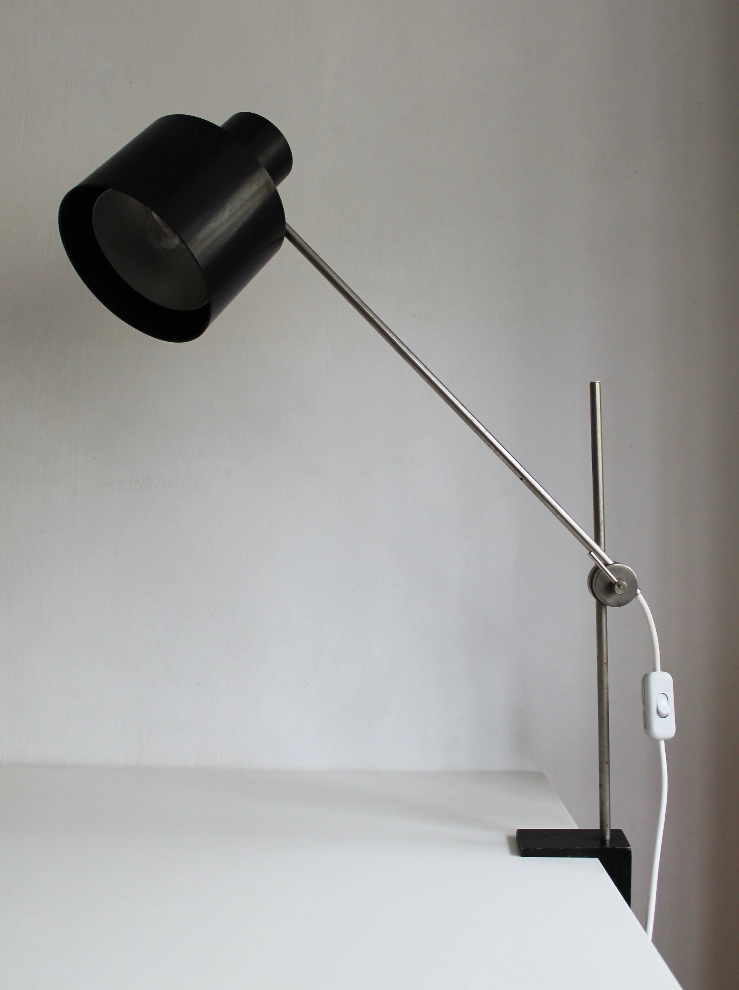 Czechoslovak Elektrosvit table lamp.jpg