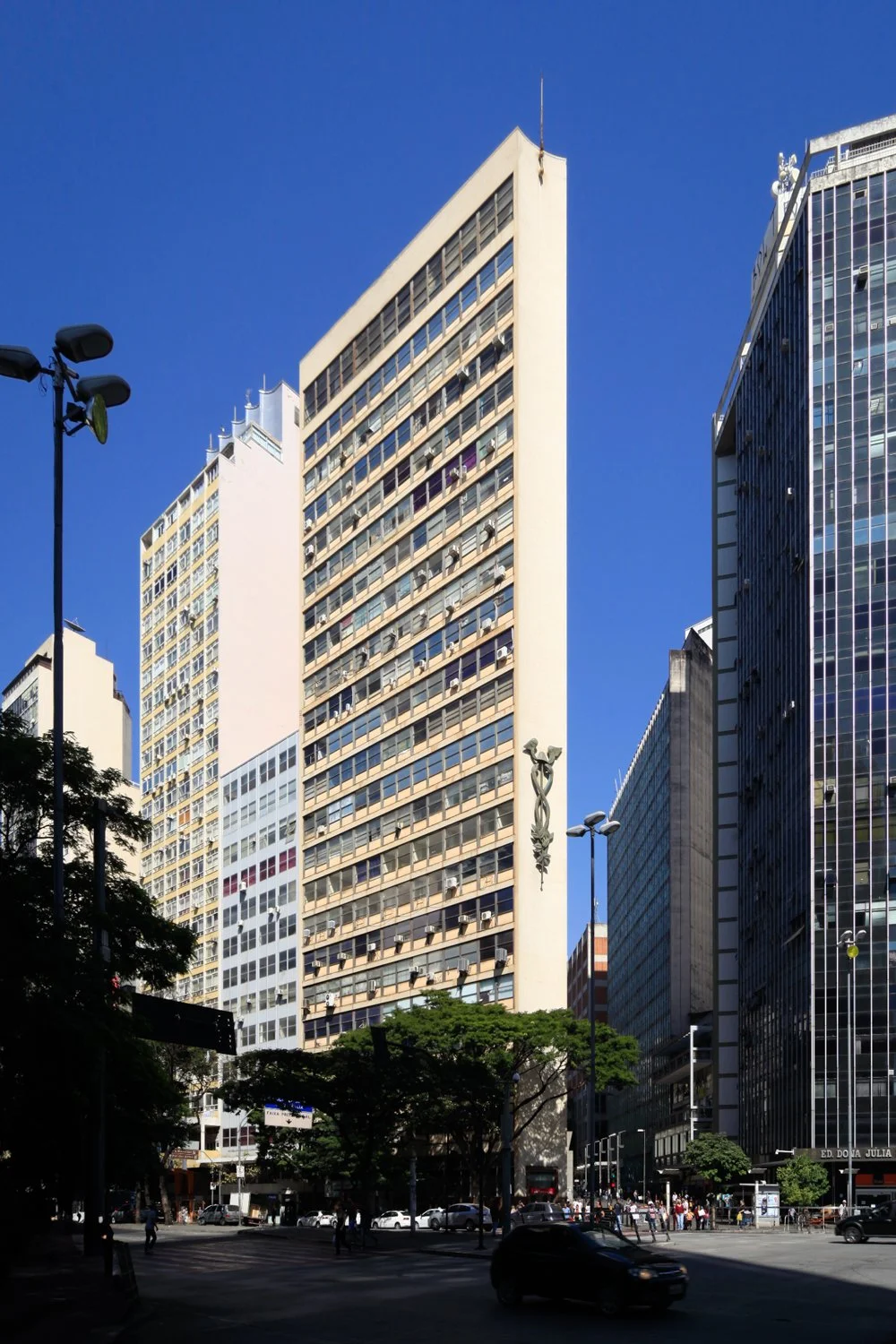 ARQBH-ALVARO-VITAL-BRASIL-BANCO-DA-LAVOURA.jpg