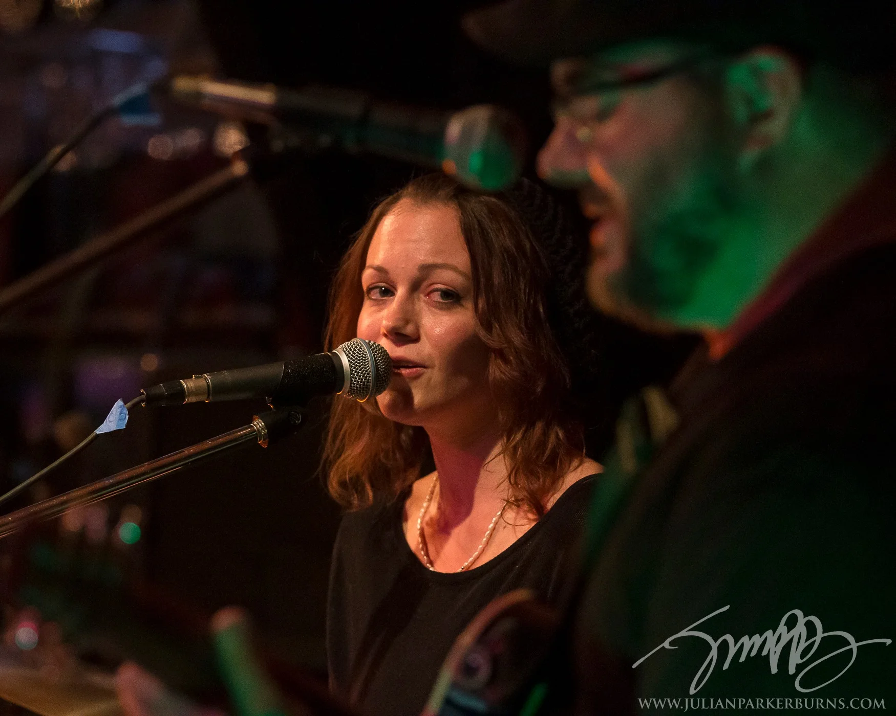 Grace & Grit : Kaya Farnham and Jeff Prezch (All photos courtesy Parker-Burns Productions)