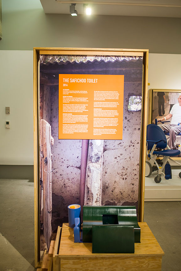 SafiChoo Toilet by Jasmine Burton, Brandie Banner, Erin Cobb