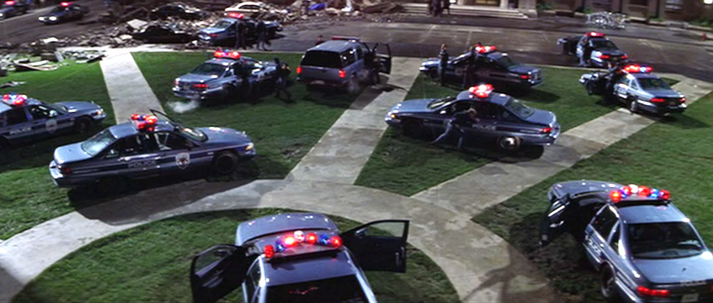 xmen_traincops2_cap.jpg