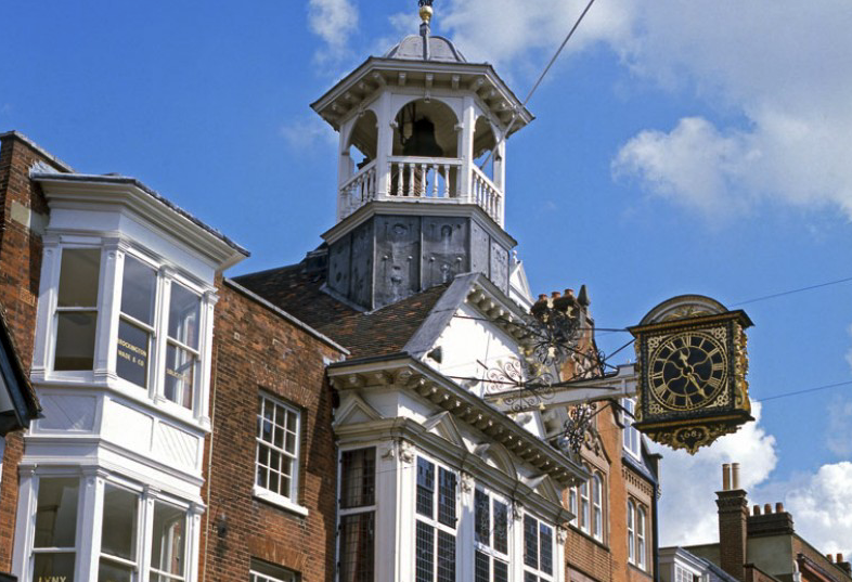 An exclusive luxury development of just 7 beautifully appointed apartments very well located for the town centre. Each will have two allocated parking bays, two or three bedrooms and boast our usual high specification throughout. Contact Neil Jones for more information on this project as well as other luxury homes developments across Surrey. Construction due to start Winter 2018 £POA