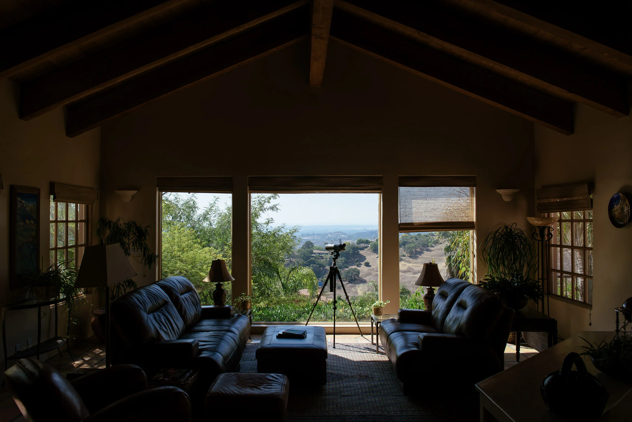 Elegant+Santa+Barbara+Wedding+at+Villa+Verano_002.jpg